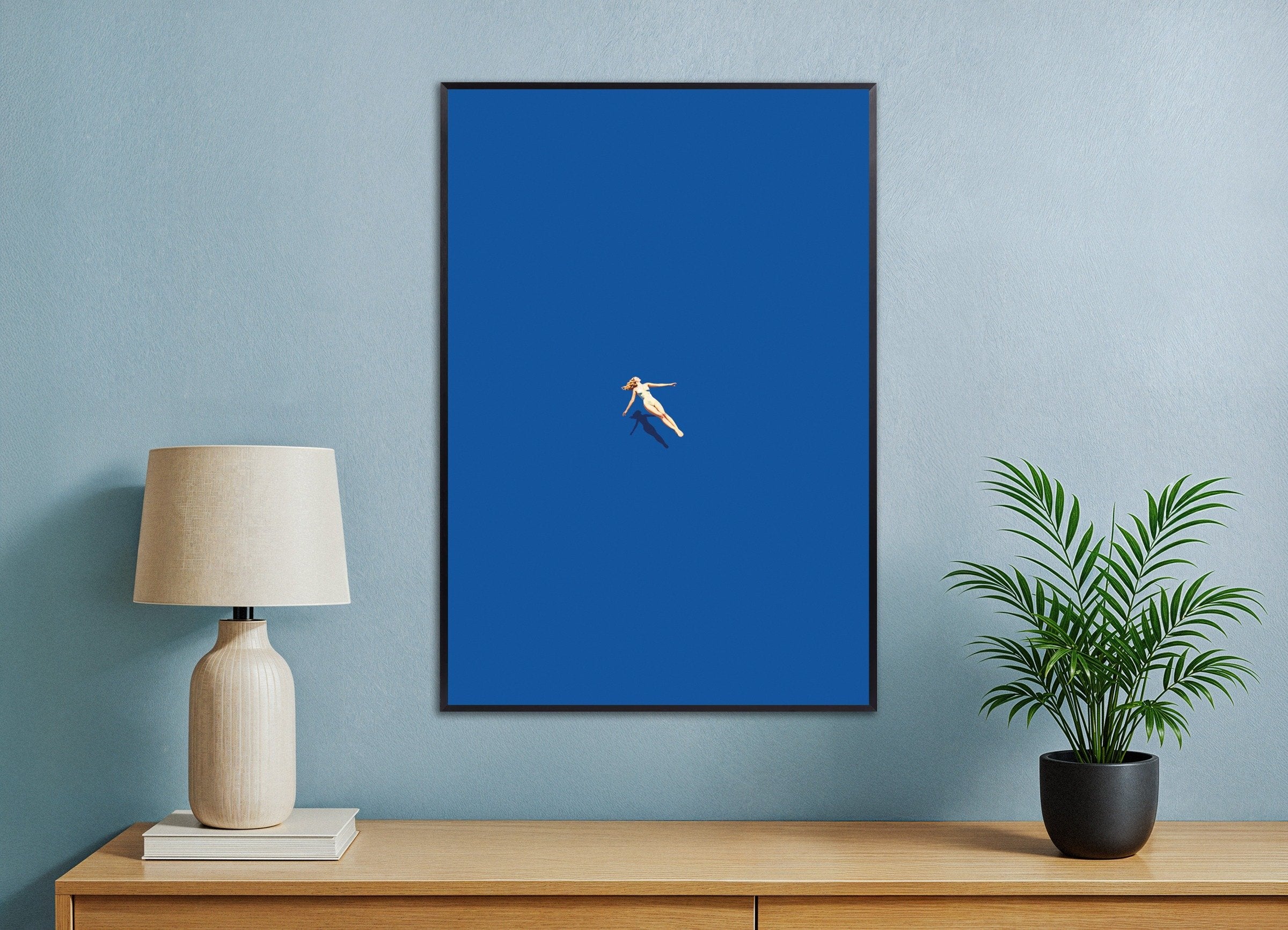 Kvinna flytande på vatten, SPA-poster
