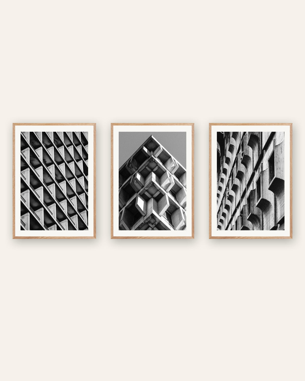 Brutalism-posters, set med 3: mönster i betong, i ramar av naturek