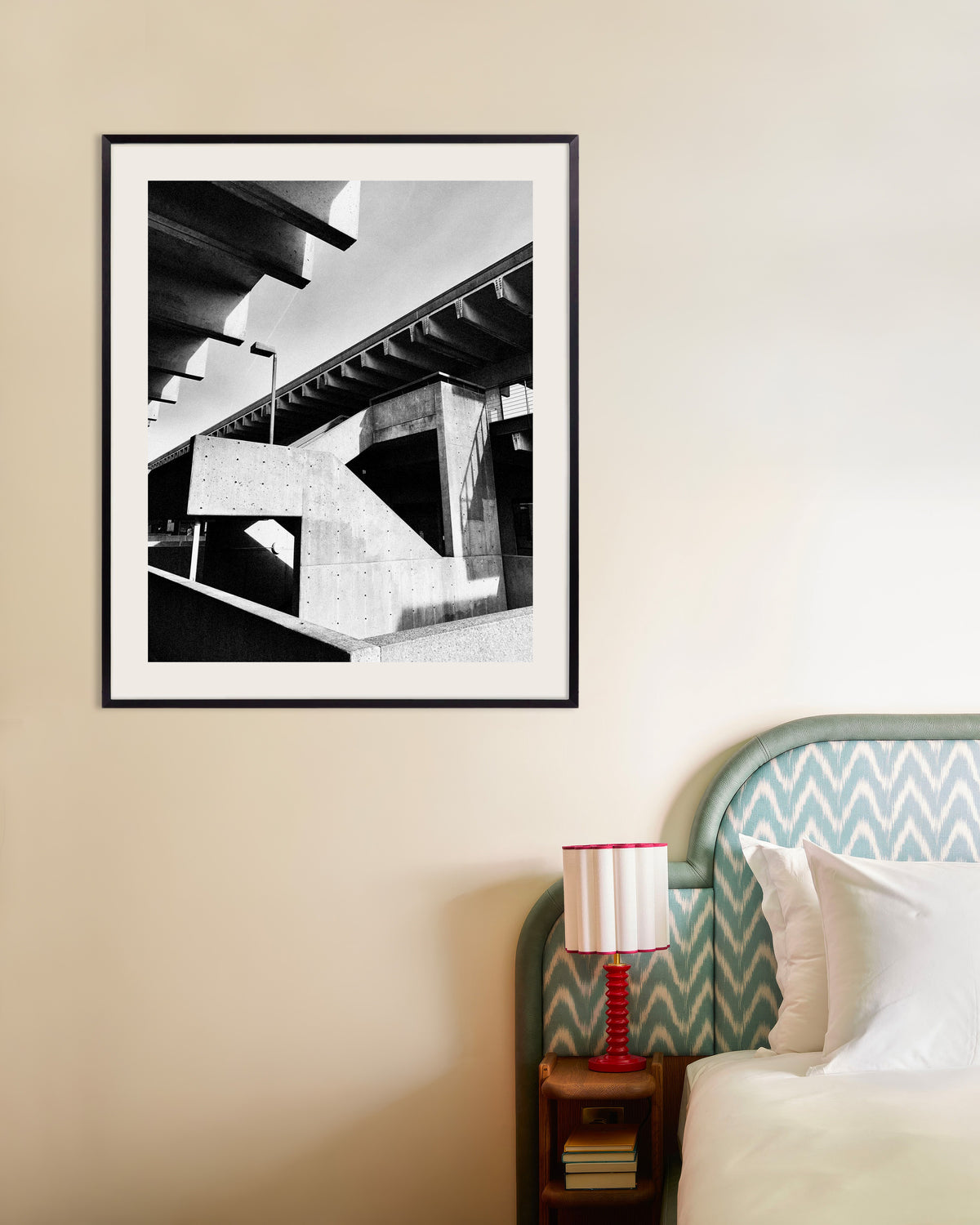 Poster ”Betongtrappor i solljus”, med metallram