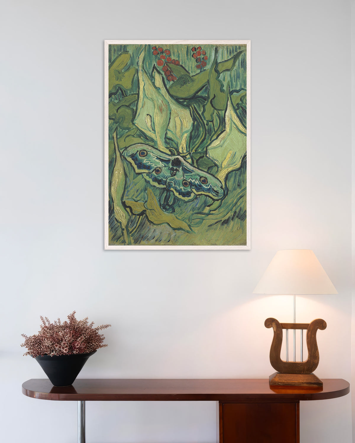 Poster med Kejsarfjäril (1889) av Vincent van Gogh, med vit träram