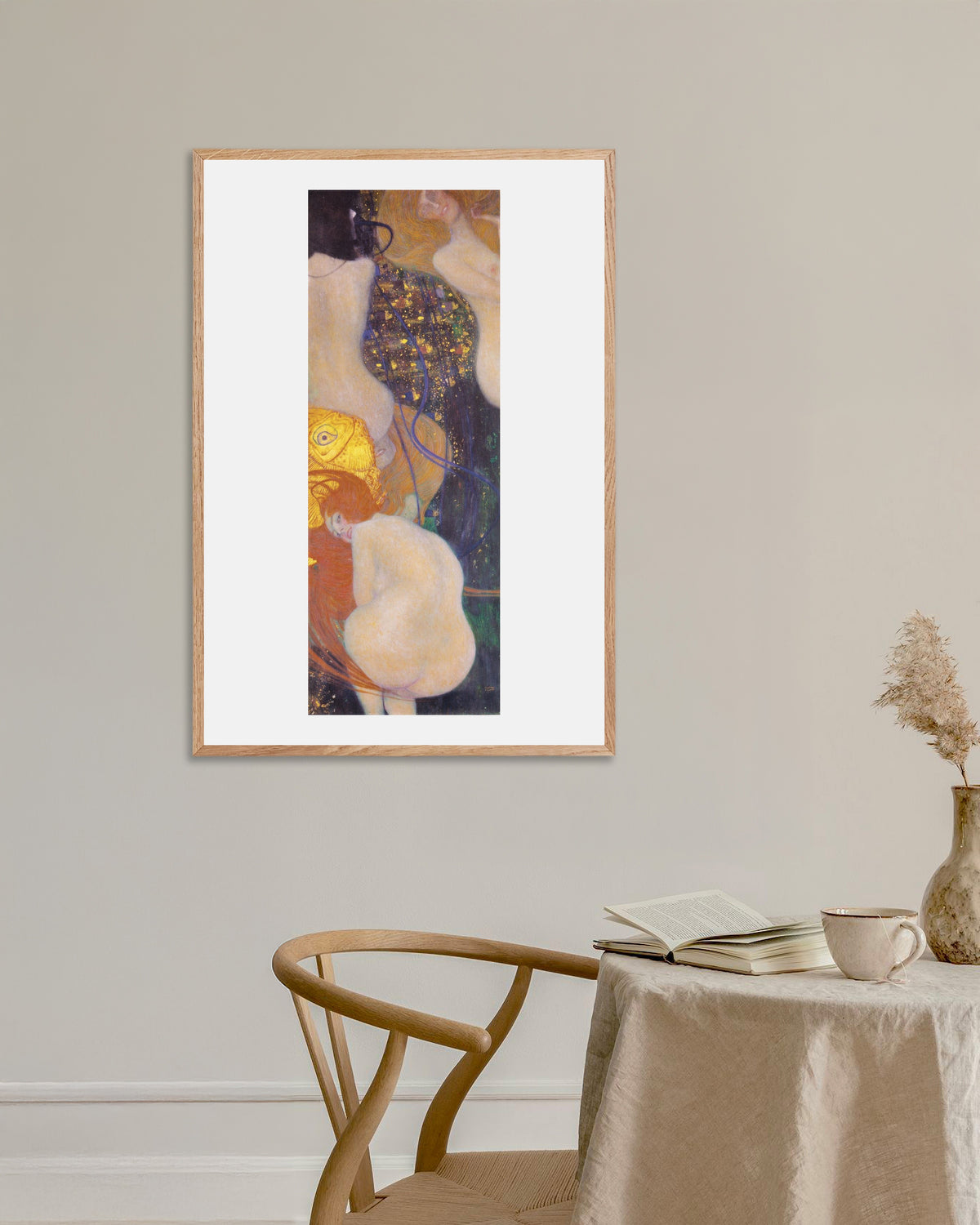Poster Guldfiskar (1901–1902) av Gustav Klimt med ram i naturträ
