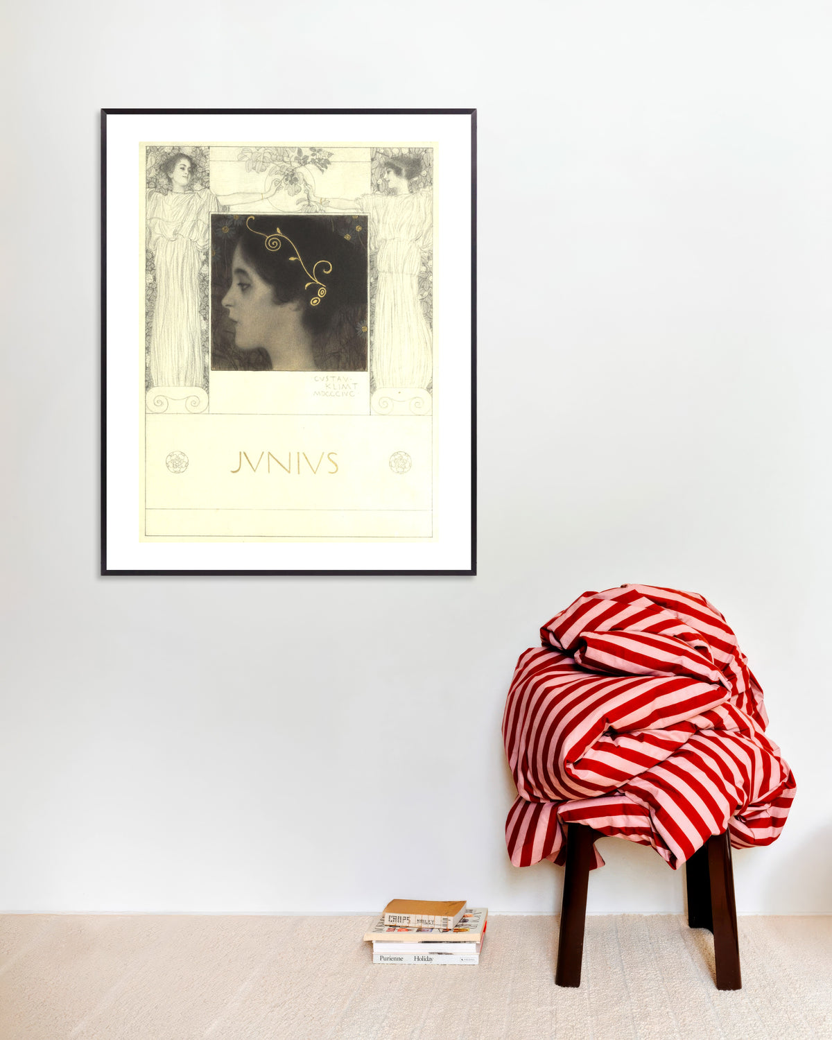 Poster Junius (1896) av Gustav Klimt med metallram