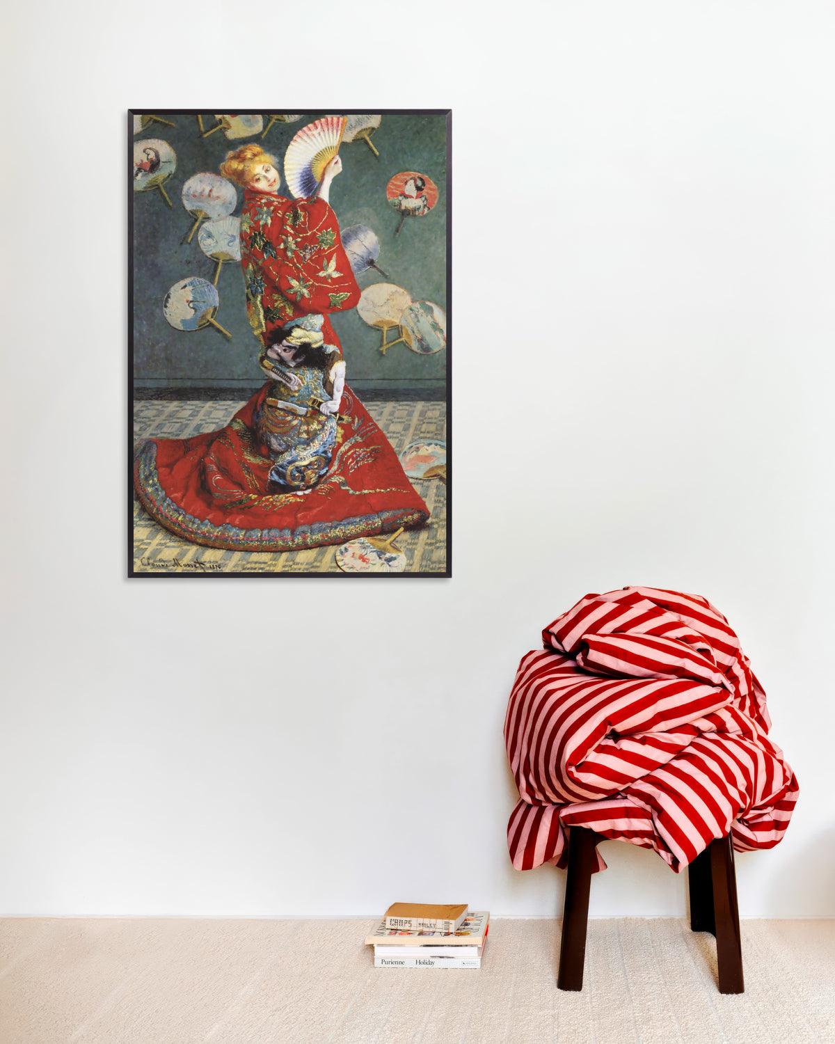 Poster La Japonaise, Camille Monet i japansk dräkt (1876) av Claude Monet med metallram