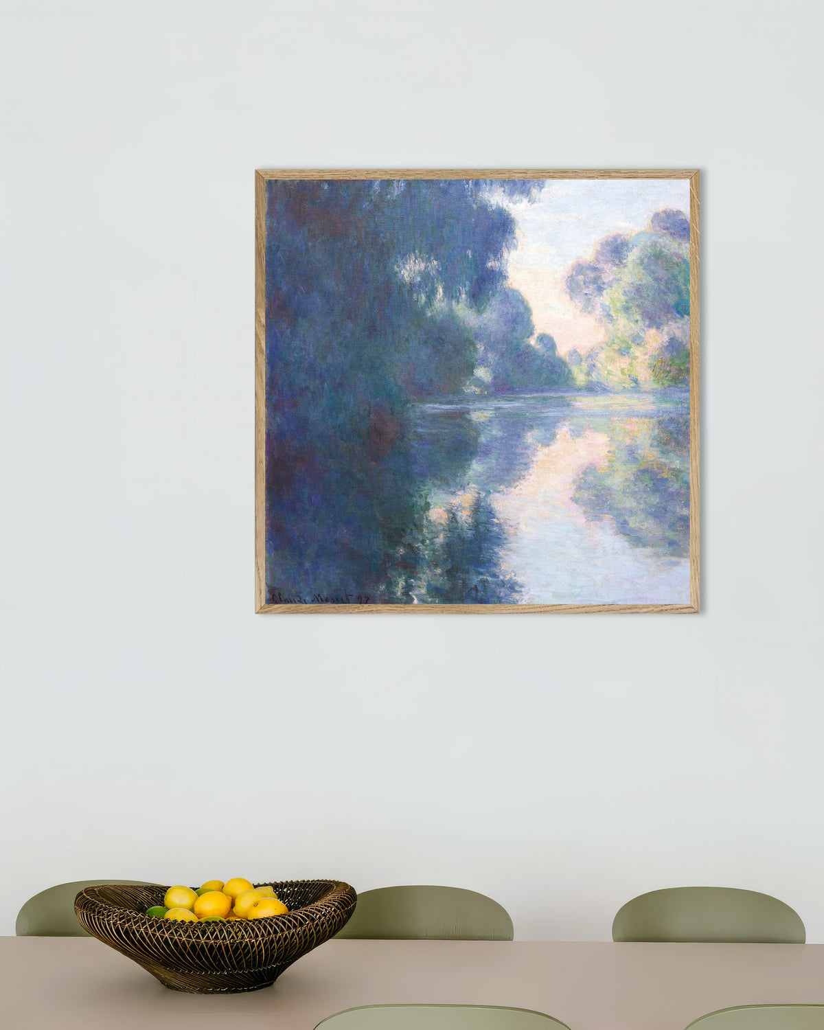 Poster Morgon vid Seine (1897) av Claude Monet med ram i naturträ