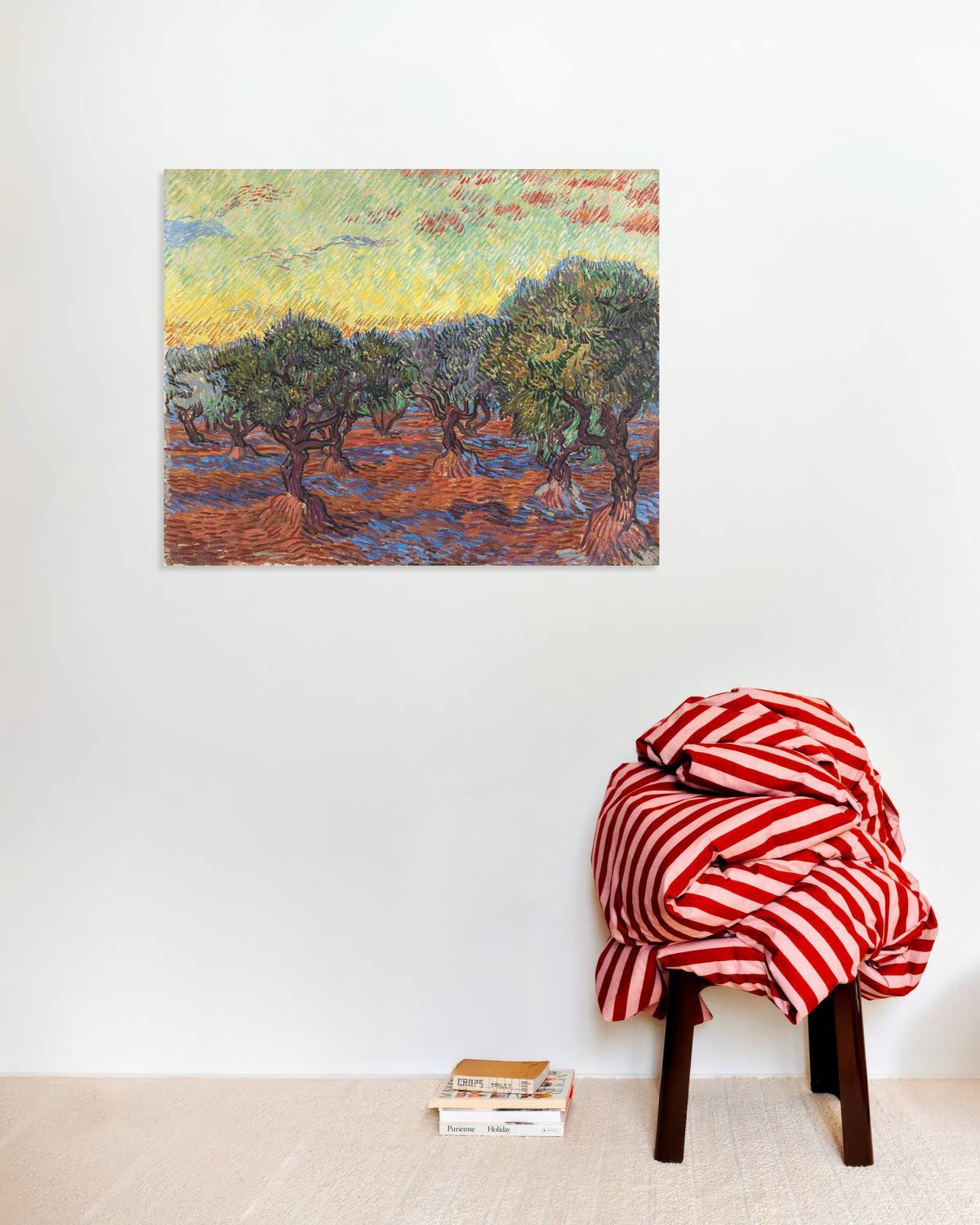 Poster av Olivlund med orange himmel (1889) av Vincent van Gogh