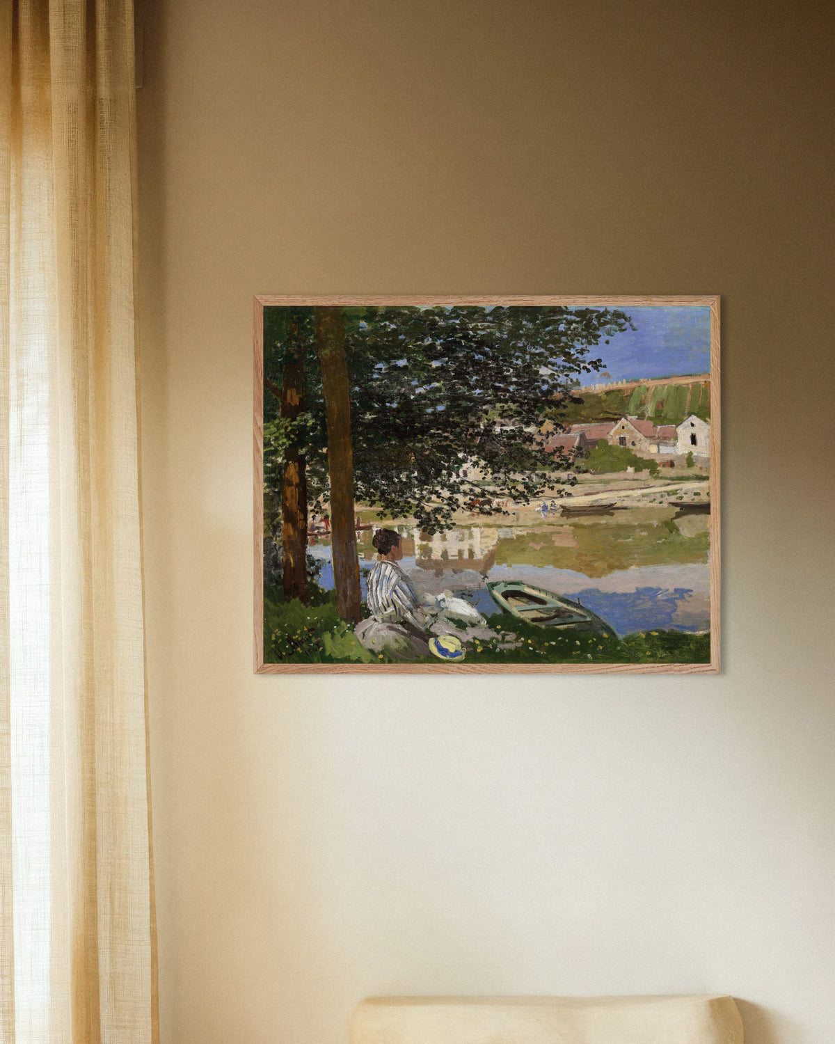Poster Vid Seines strand, Bennecourt (1868) av Claude Monet med ram i naturträ