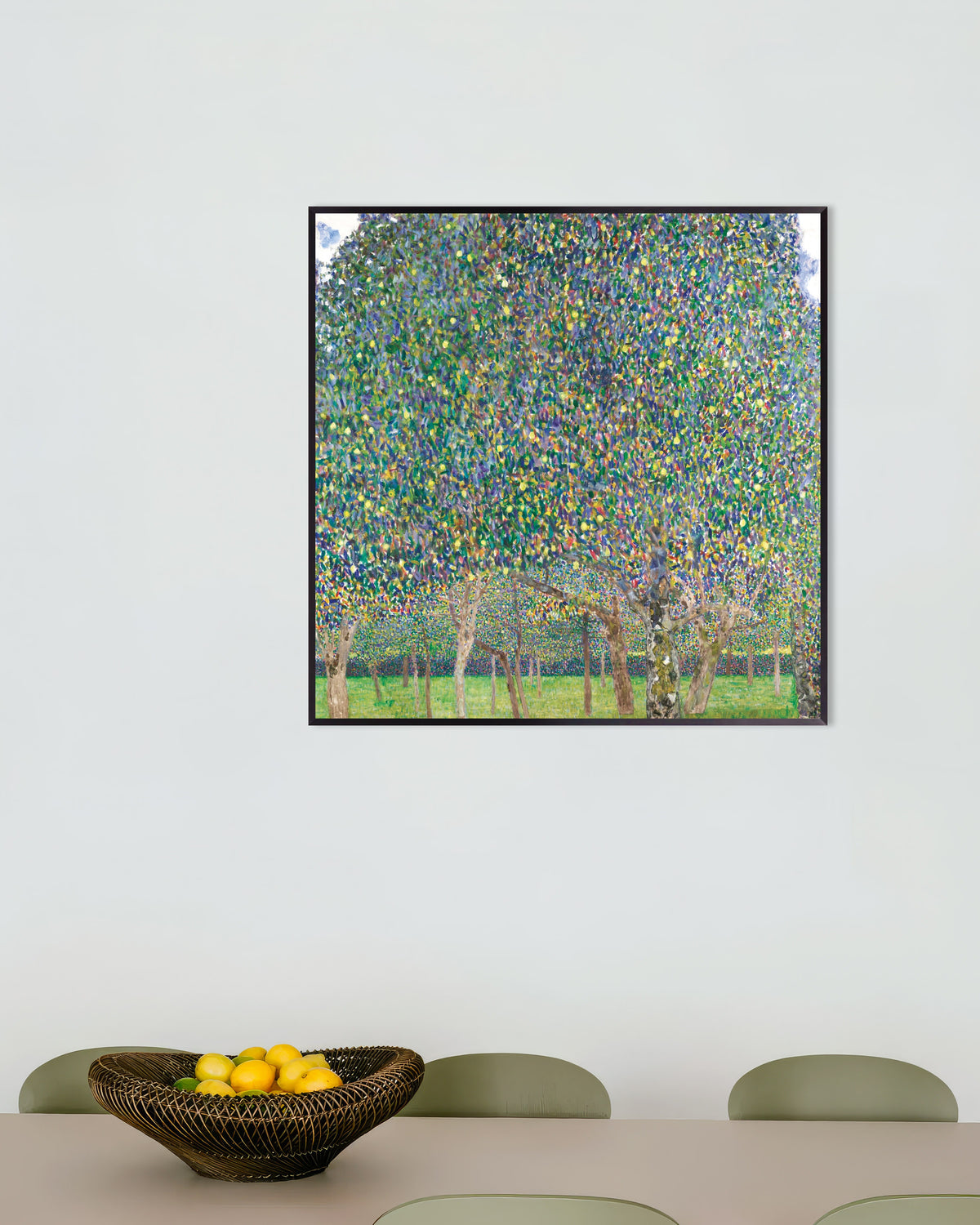 Poster Päronträdet (1903) av Gustav Klimt med metallram