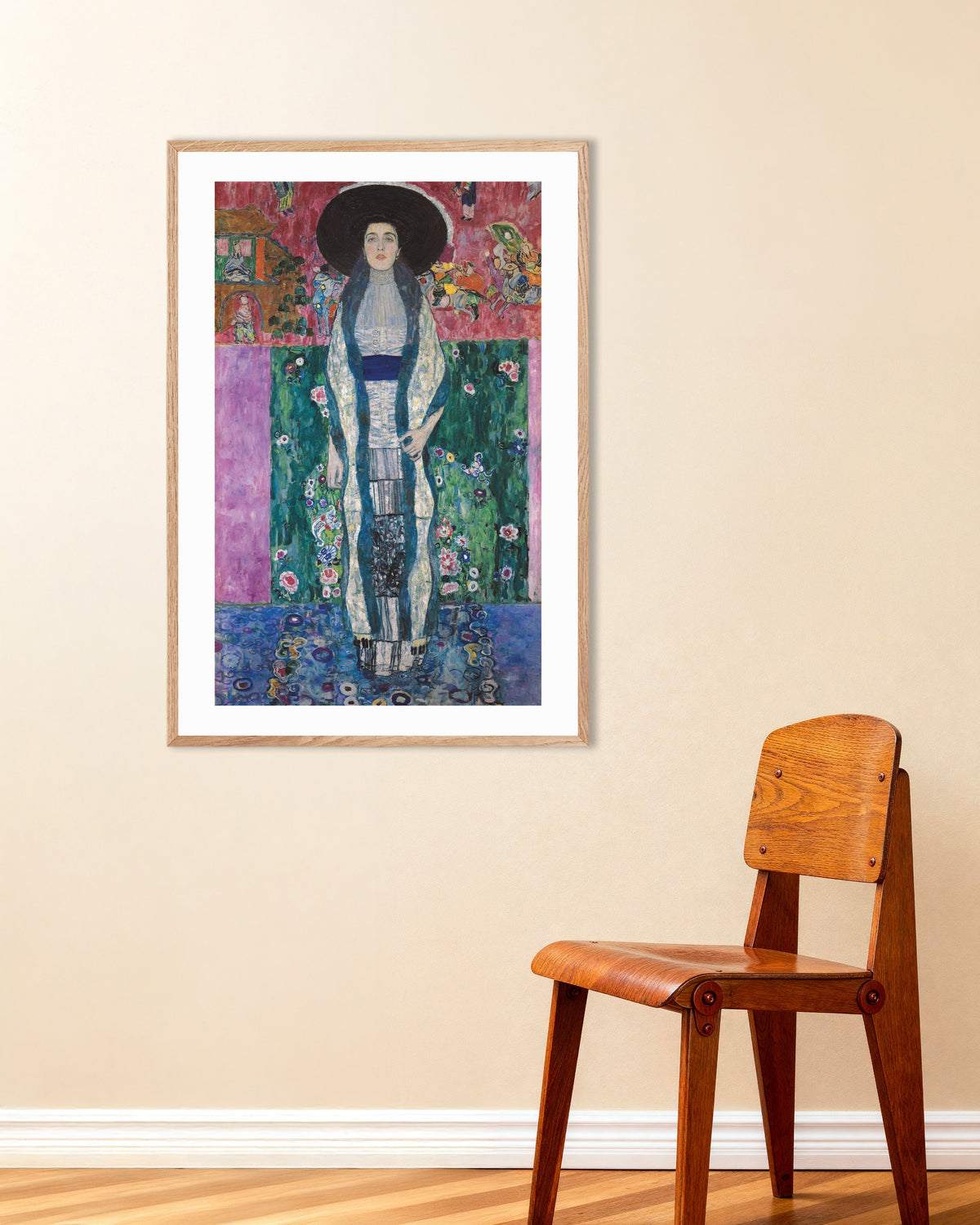 Poster Porträtt av Adele Bloch-Bauer II (1912) av Gustav Klimt med ram i naturträ