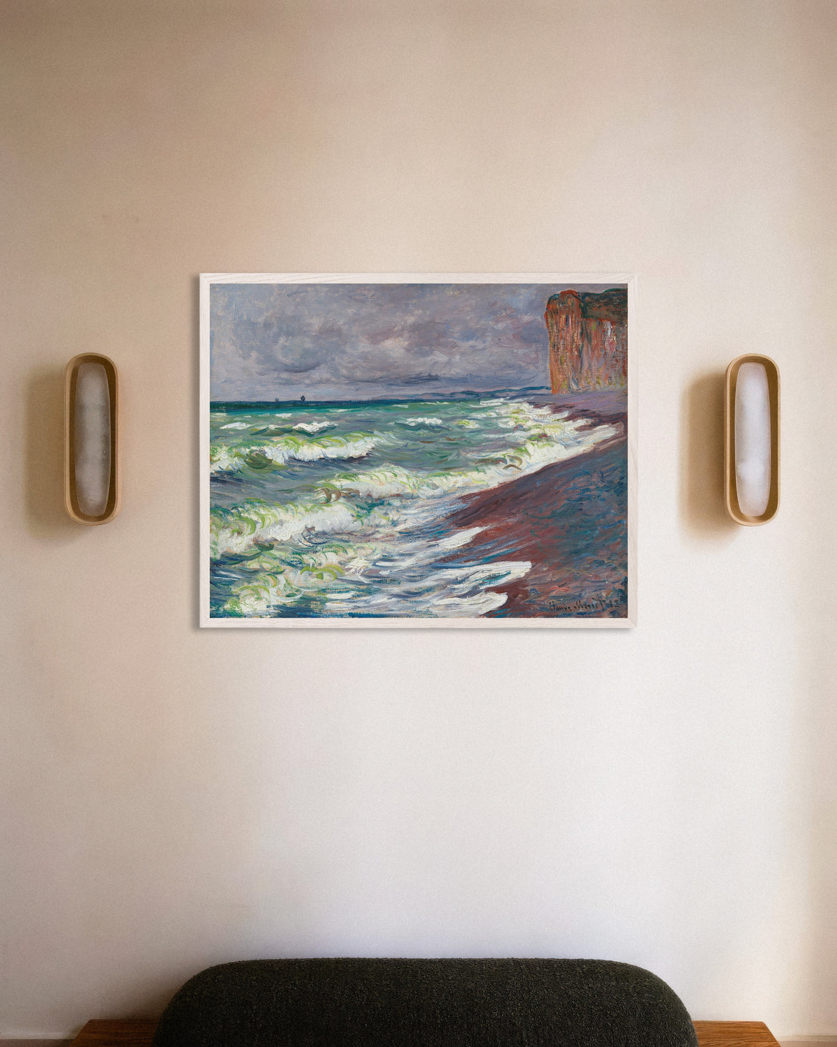 Poster Upprört hav vid Pourville (1882) av Claude Monet med vit träram