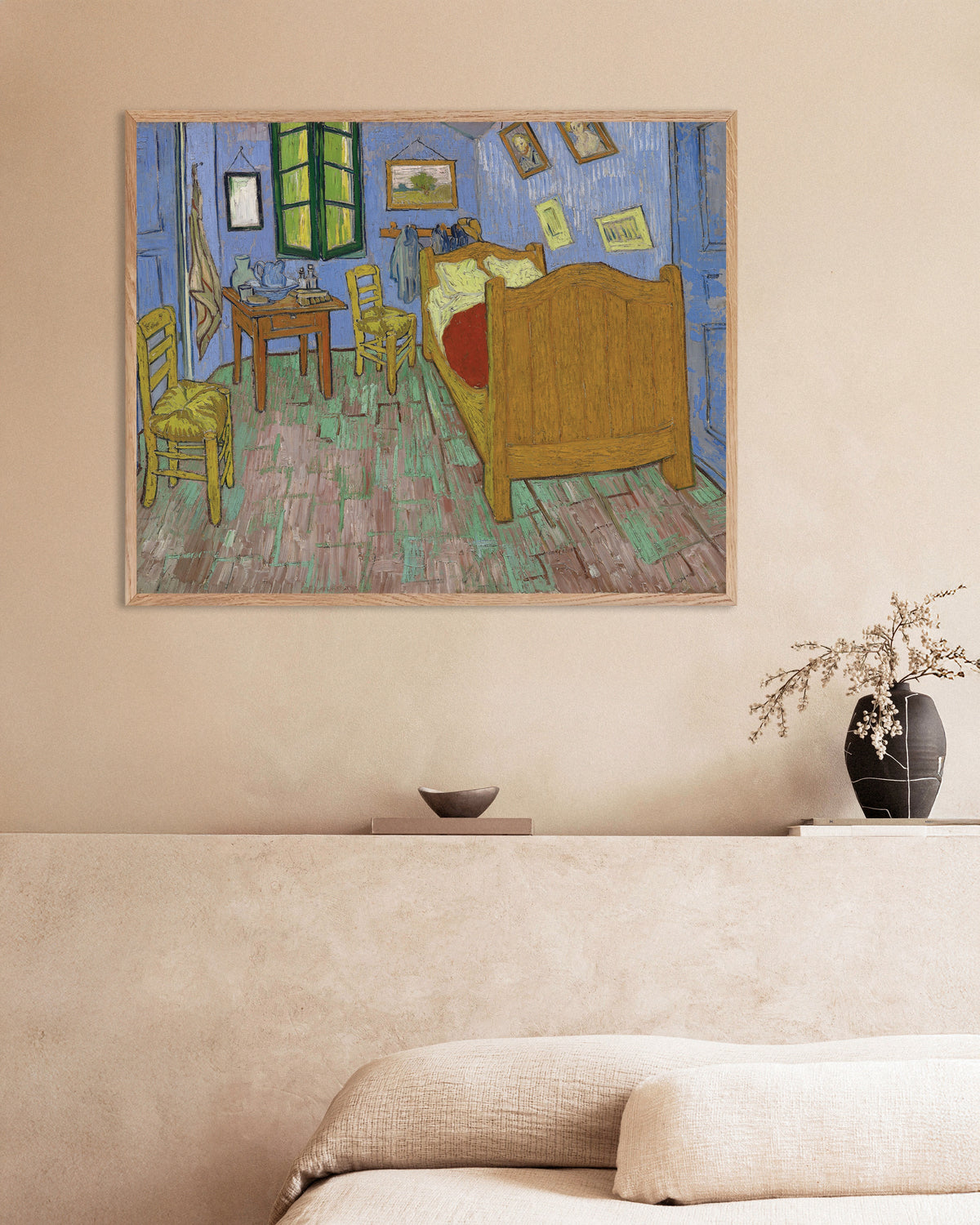 Poster av Sovrummet, versionen från Saint-Rémy (1889) av Vincent van Gogh, med ram i naturträ