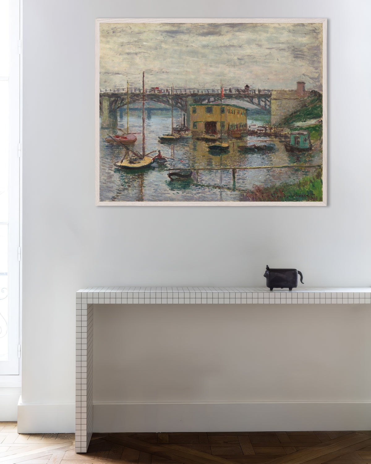 Poster Bron vid Argenteuil en grå dag (ca 1876) av Claude Monet med vit träram