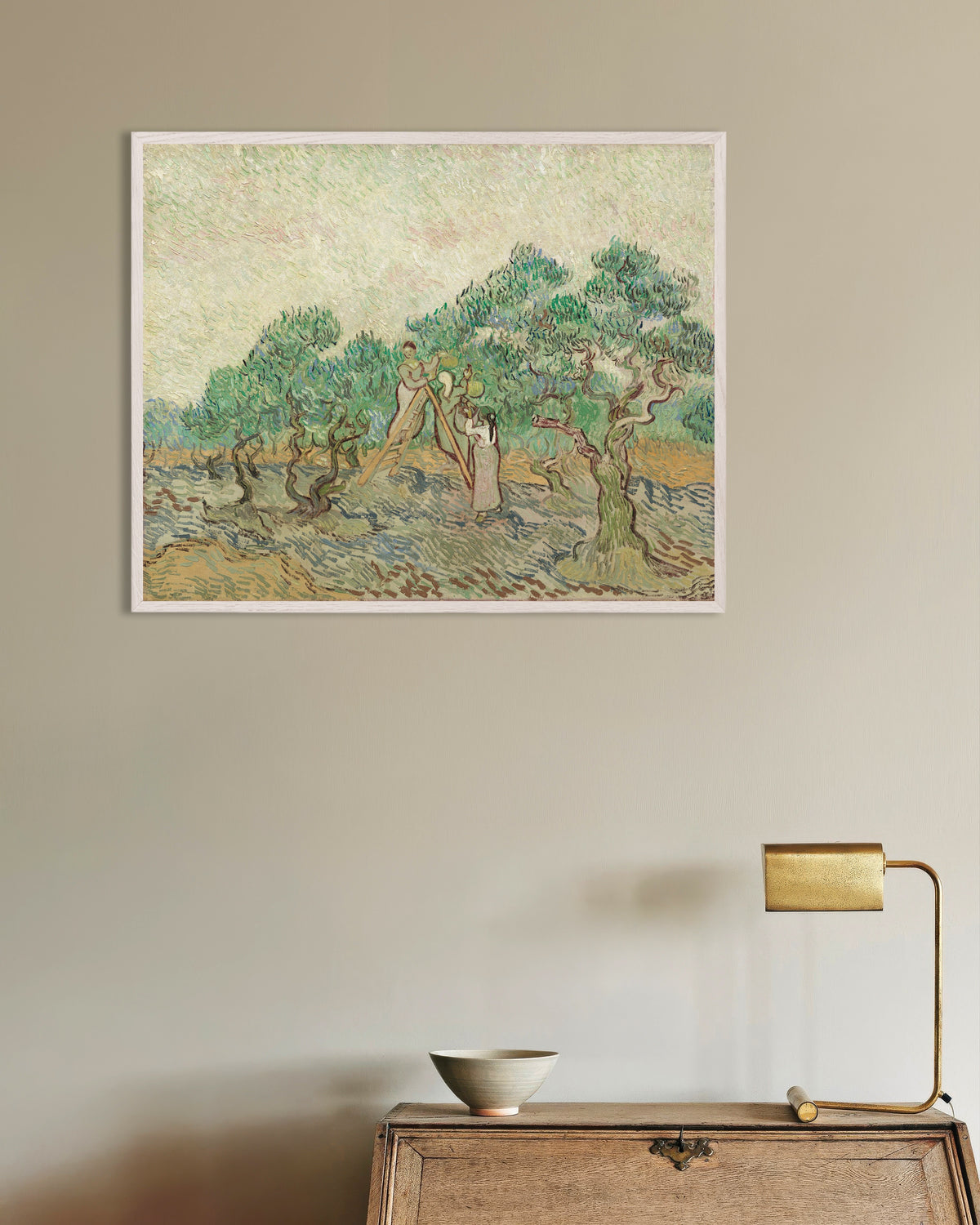 Poster med Olivlund (1889) av Vincent van Gogh, med vit träram