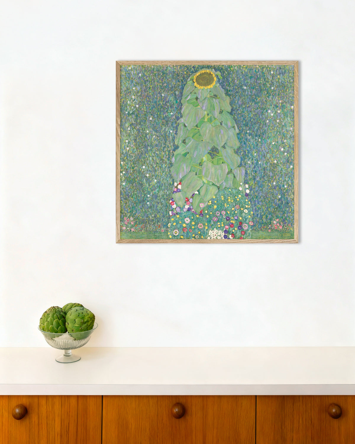 Poster Solrosen (1907–1908) av Gustav Klimt med ram i naturträ