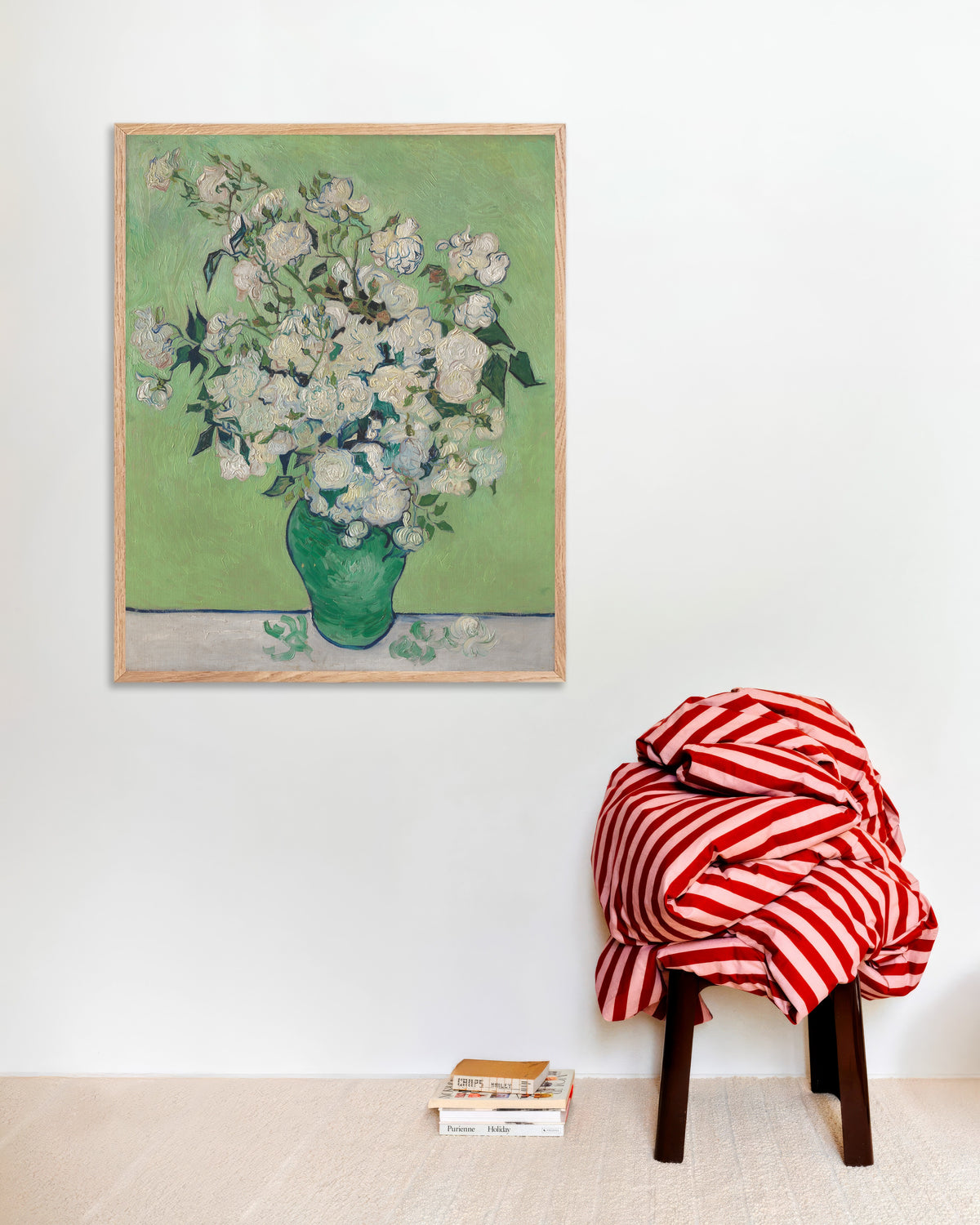 Poster med Rosvas (1890) av Vincent van Gogh, med naturfärgad träram