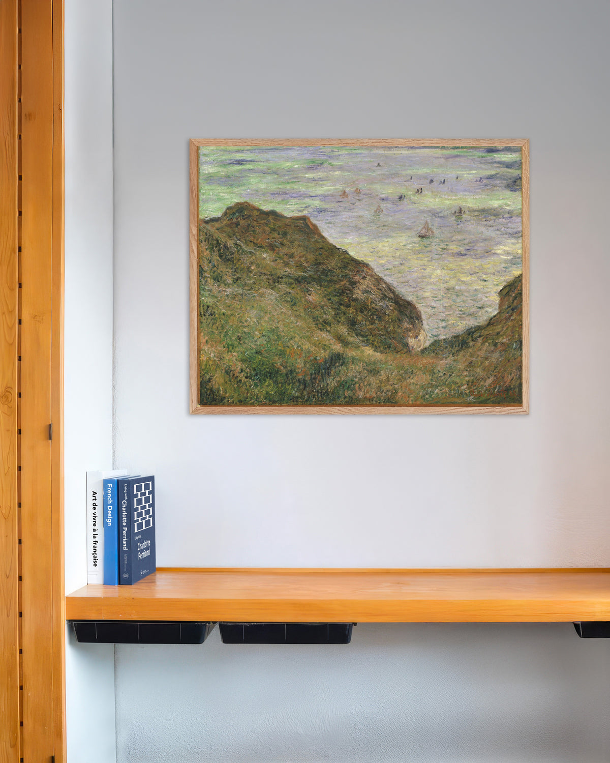 Poster Utsikt över havet (1882) av Claude Monet med ram i naturträ
