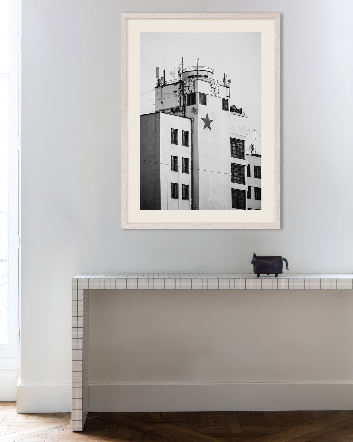 Poster ”Klocktorn med en stjärna”, med vit träram