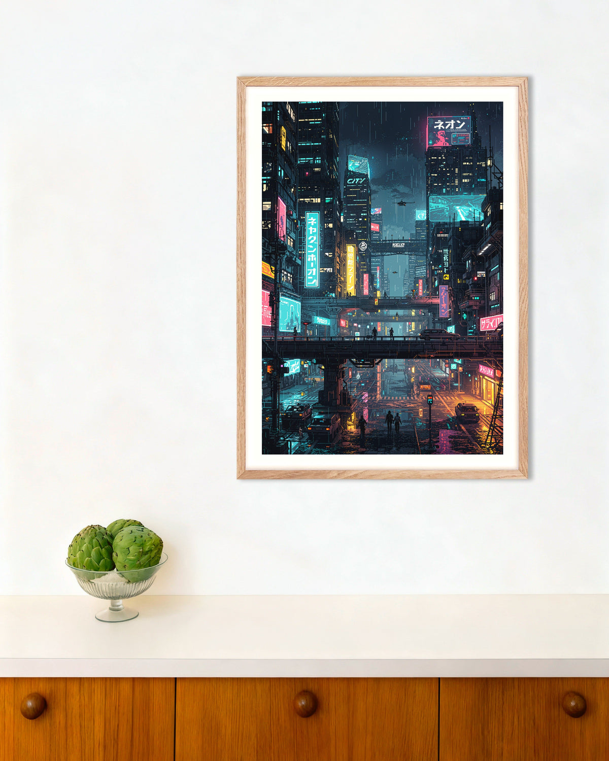 Poster av Cyberpunkstad i Japan i pixelkonststil, med ram i naturträ