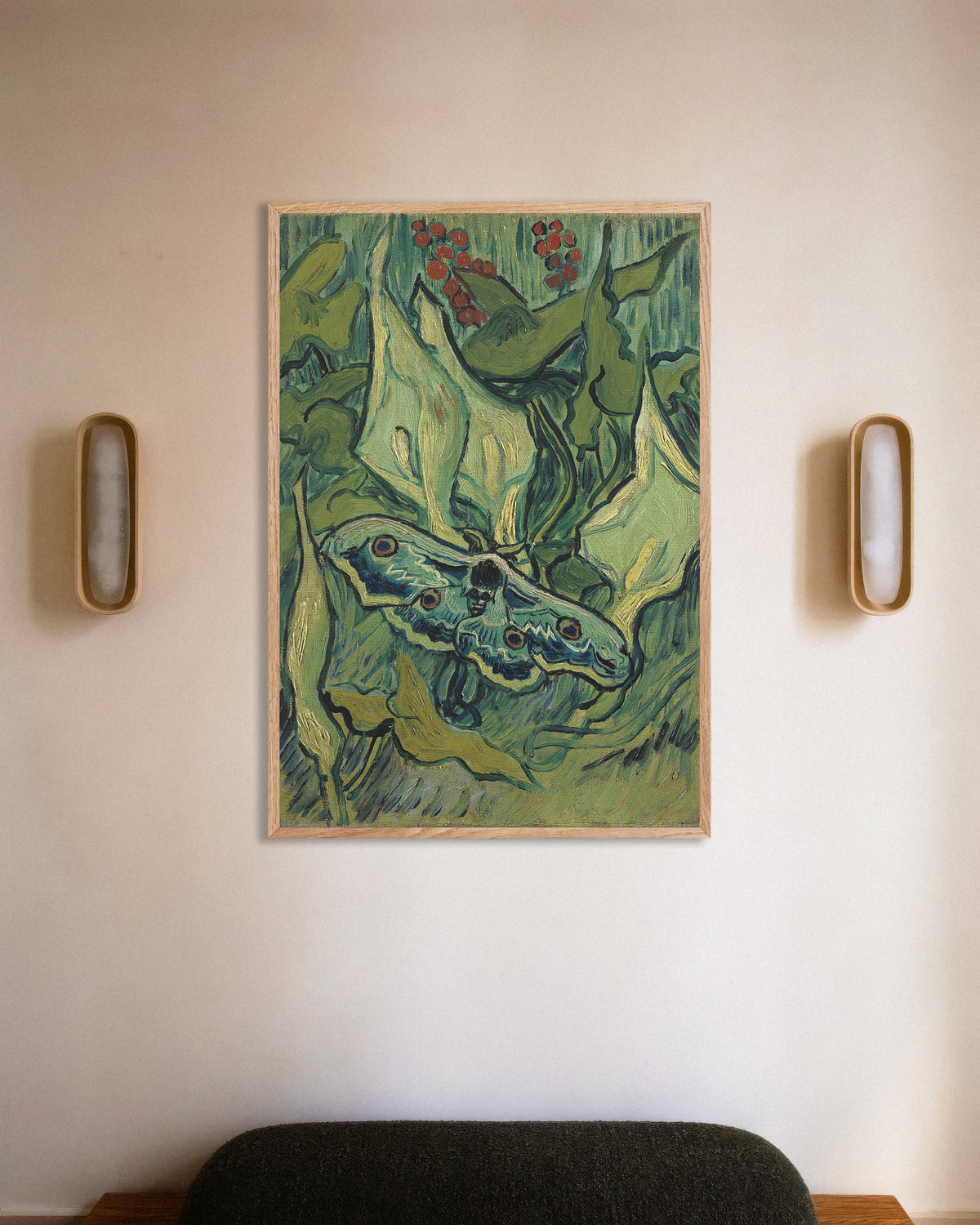 Poster med Kejsarfjäril (1889) av Vincent van Gogh, med ram i naturträ