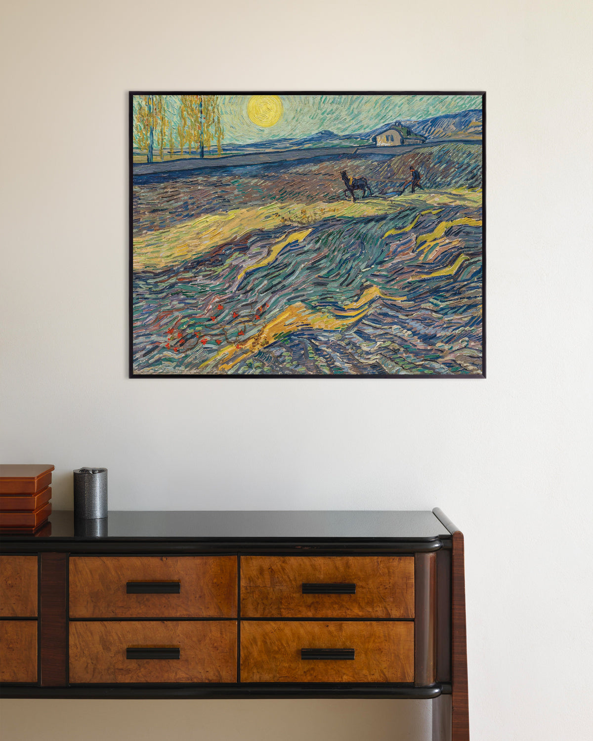Poster av Inhägnat fält med plöjare (1889) av Vincent van Gogh, med metallram