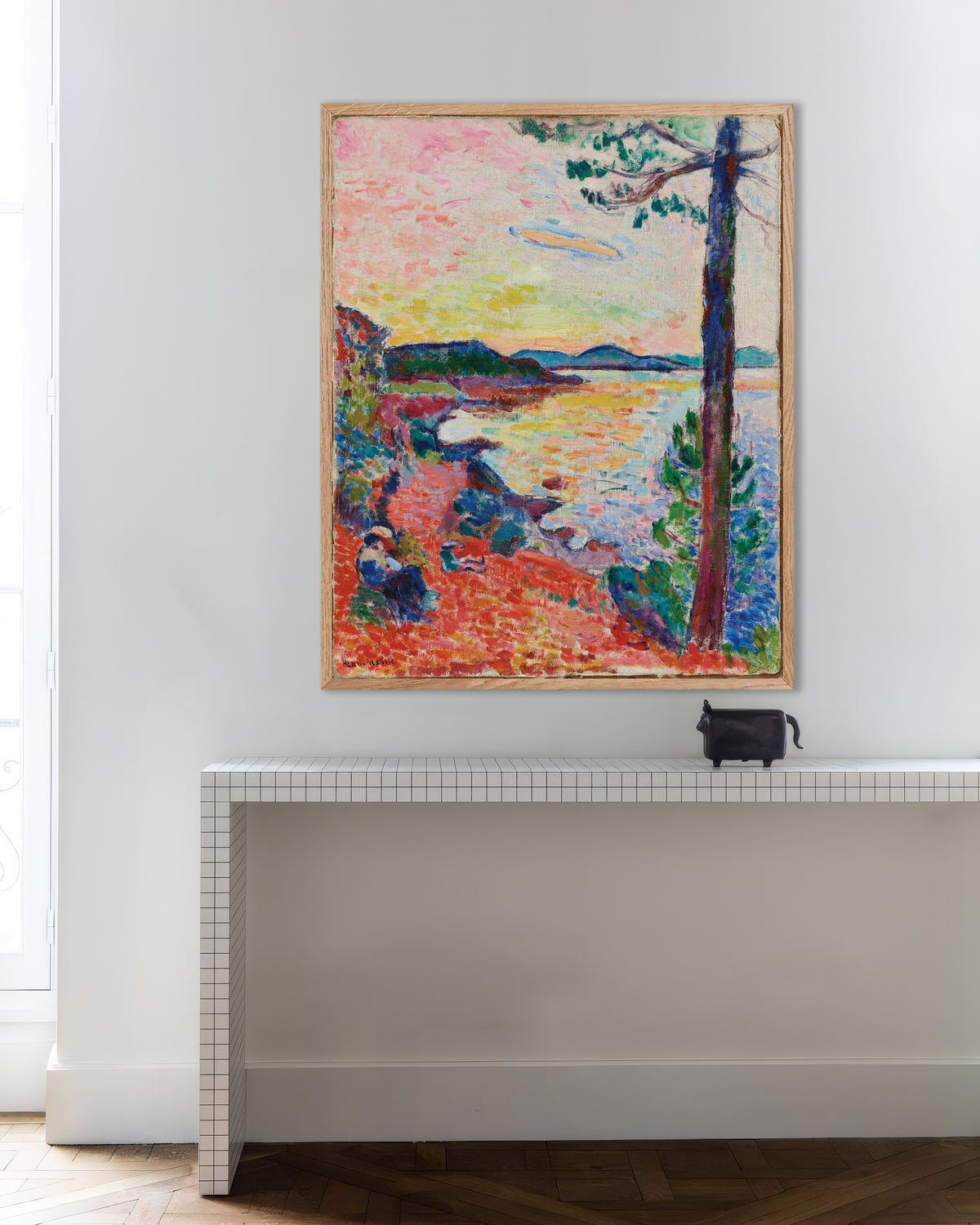 Poster av Le Goûter, Saint-Tropezbukten (1904) av Henri Matisse, med träram i naturfärg