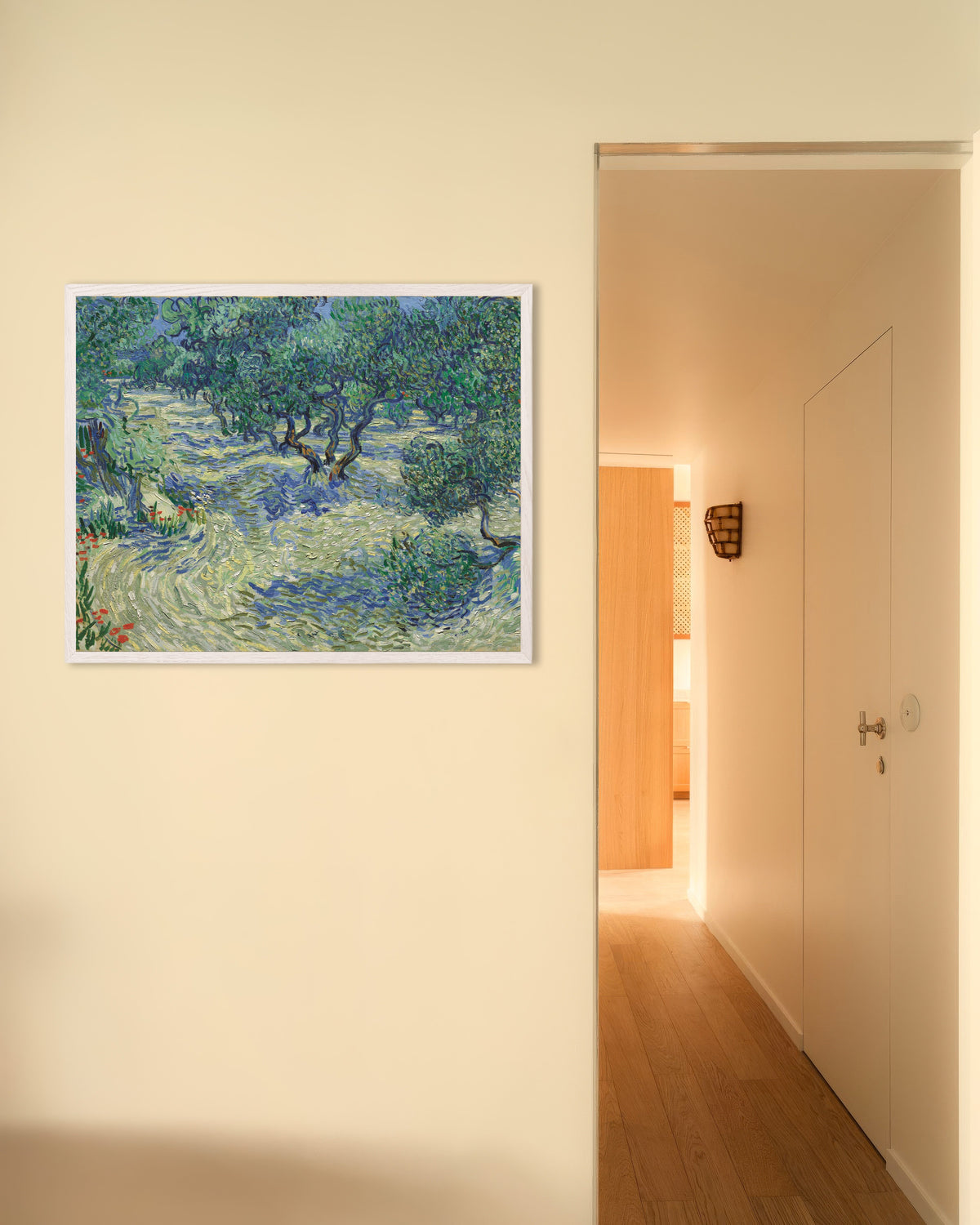 Poster med Olivlund (1889) av Vincent van Gogh, med vit träram