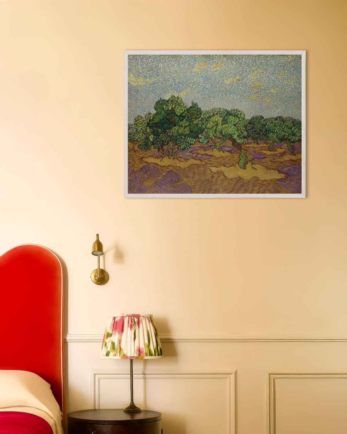 Poster med Olivträd under en blek himmel (1889) av Vincent van Gogh, med vit träram