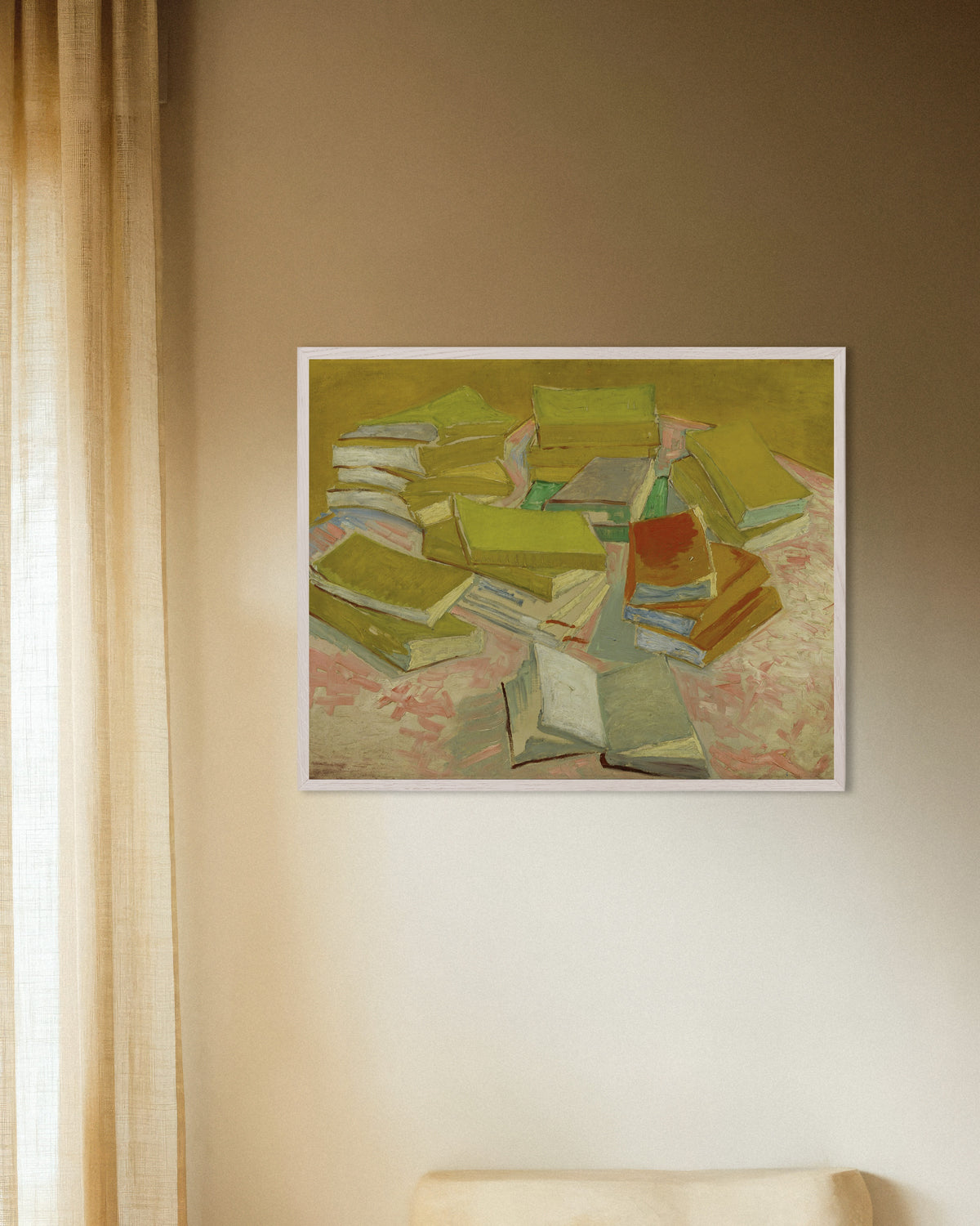 Poster av Högar av franska romaner (1887) av Vincent van Gogh, med vit träram