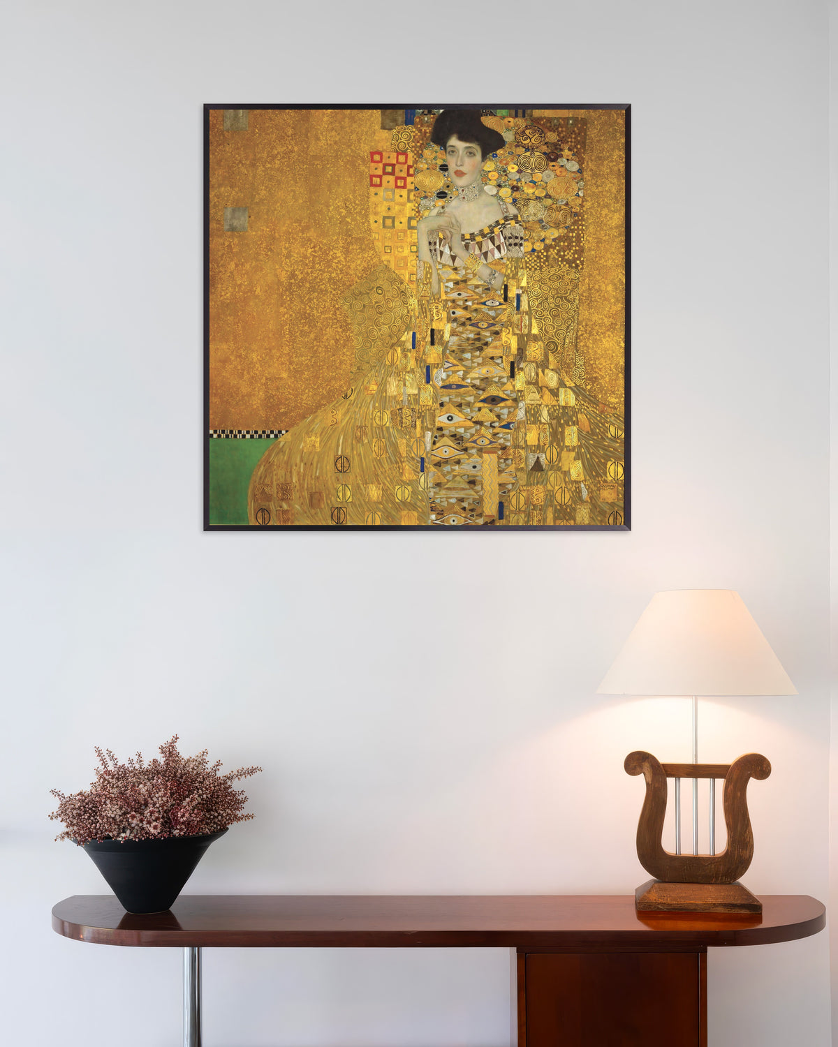 Poster Porträtt av Adele Bloch-Bauer I (1907) av Gustav Klimt med metallram