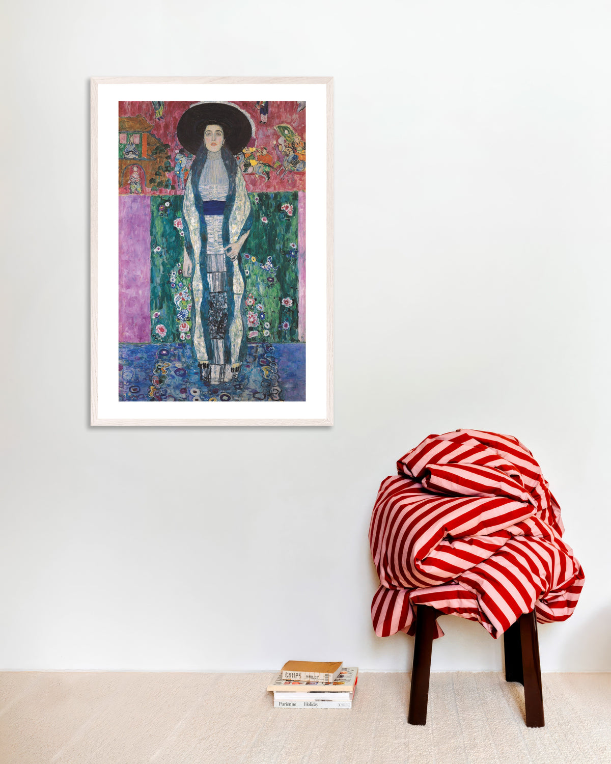 Poster Porträtt av Adele Bloch-Bauer II (1912) av Gustav Klimt med vit träram