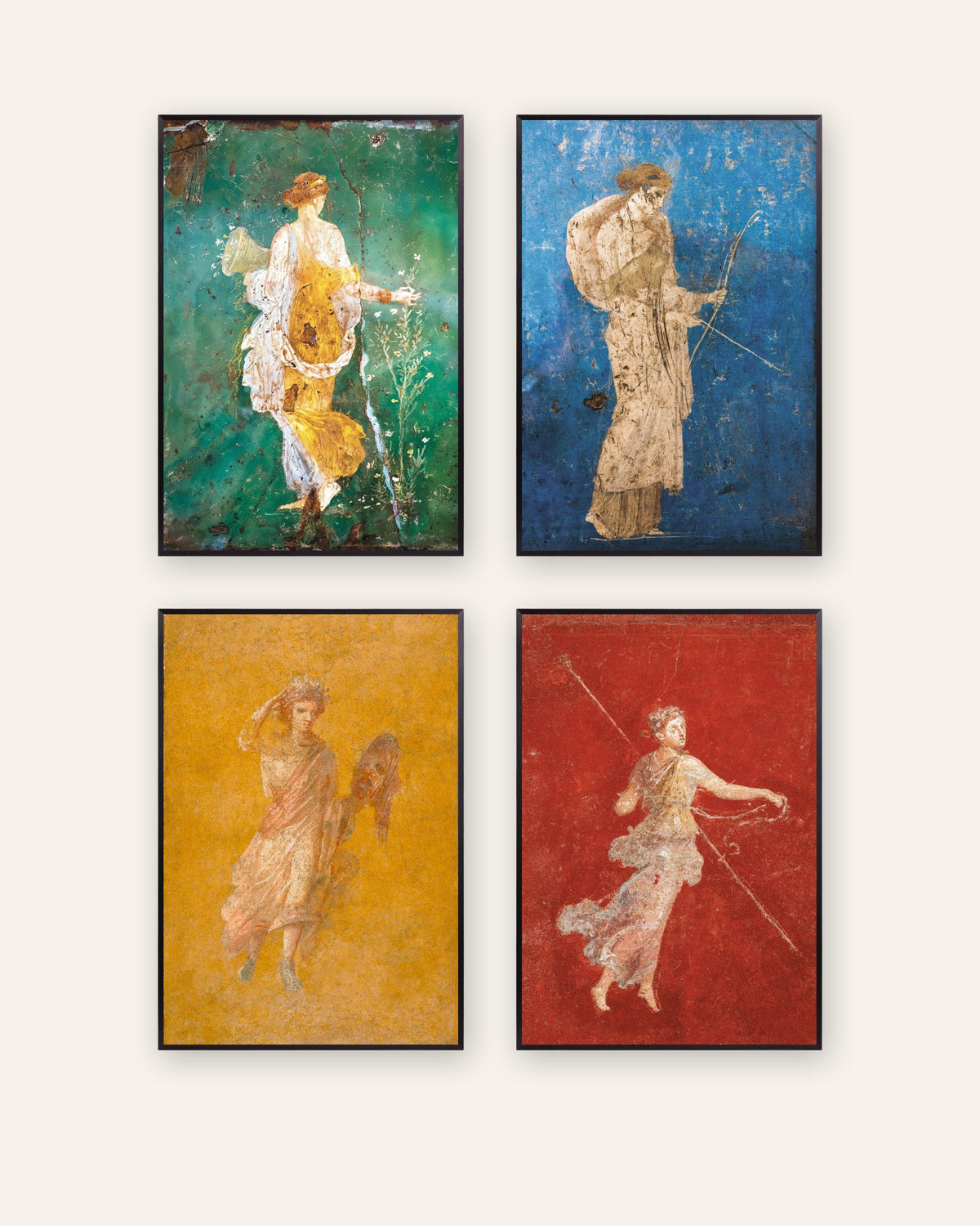 Set med 4 posters med romerska fresker, Flora, Artemis, Melpomene och Menad, i svarta metallramar