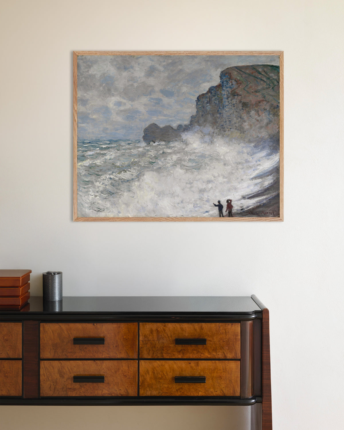 Poster Oväder vid Étretat (1883) av Claude Monet med ram i naturträ