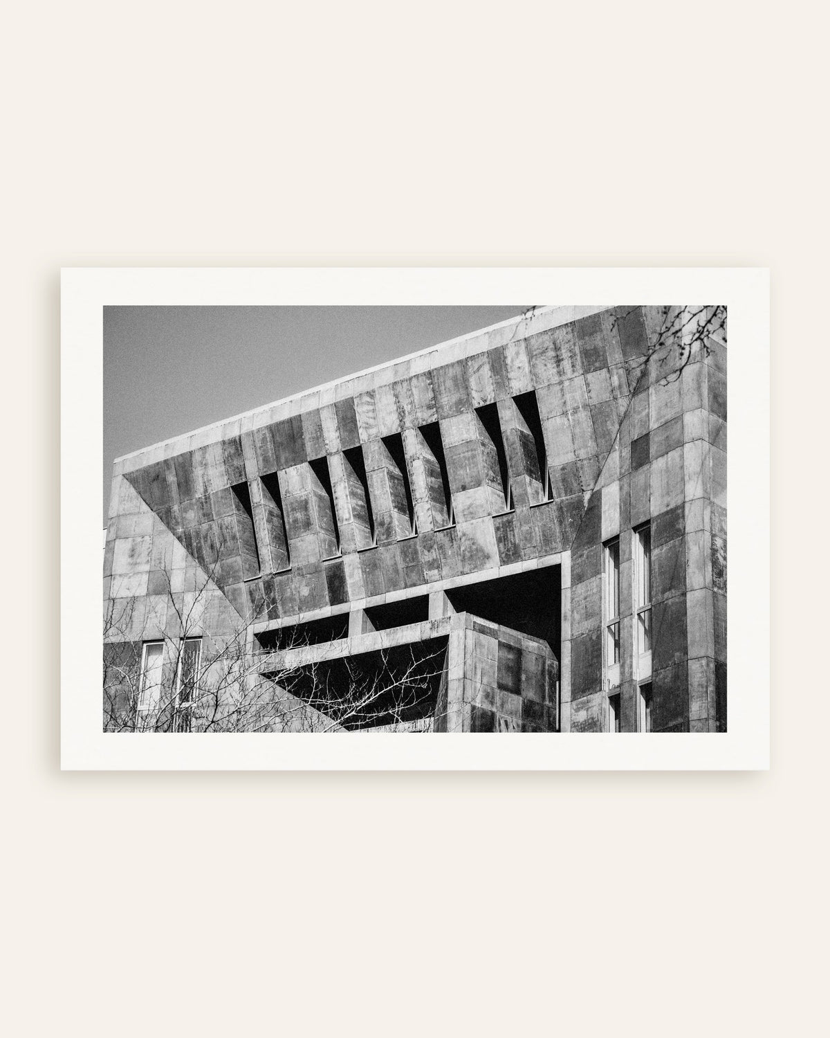 Poster ”Sågtandad betongfasad”, miniatyr