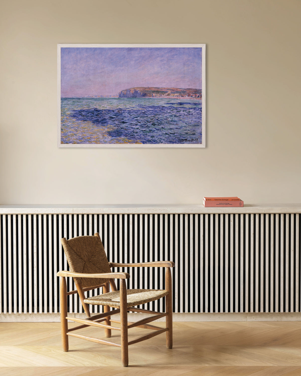 Poster Skuggor på havet, klipporna vid Pourville (1882) av Claude Monet med vit träram
