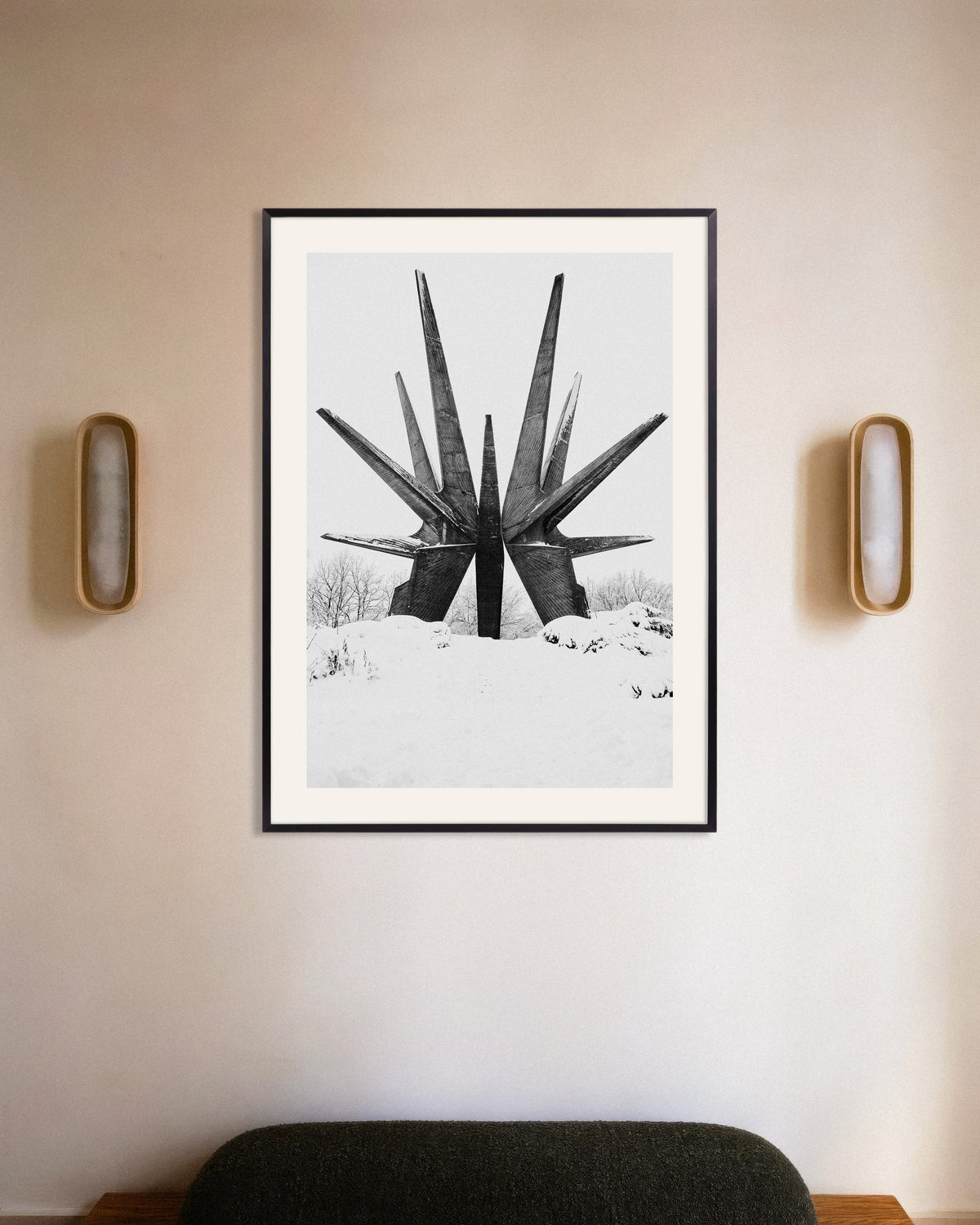 Poster ”Stjärnmonument i snön”, med metallram