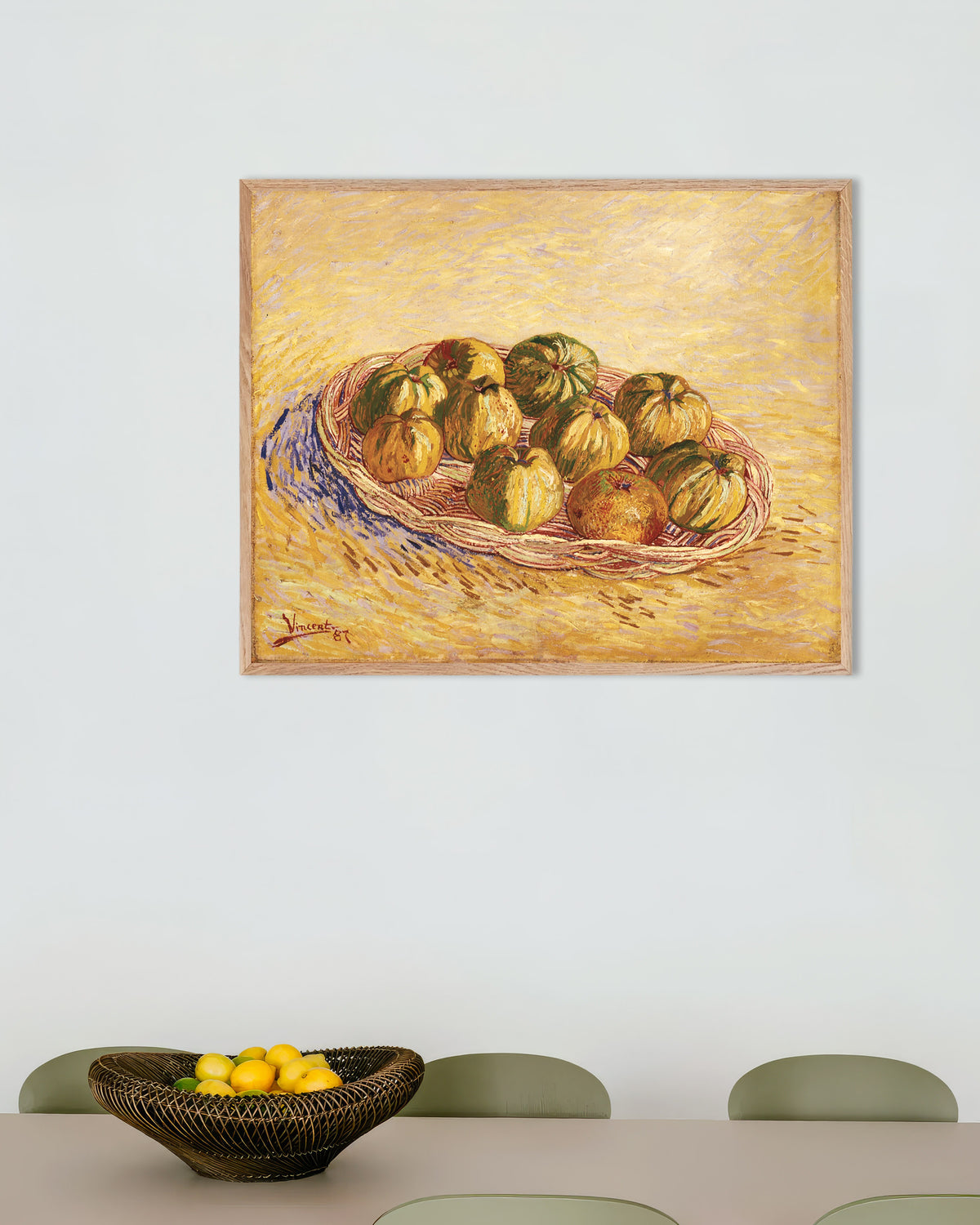 Poster med Stilleben med korg med äpplen (1887) av Vincent van Gogh, med naturfärgad träram