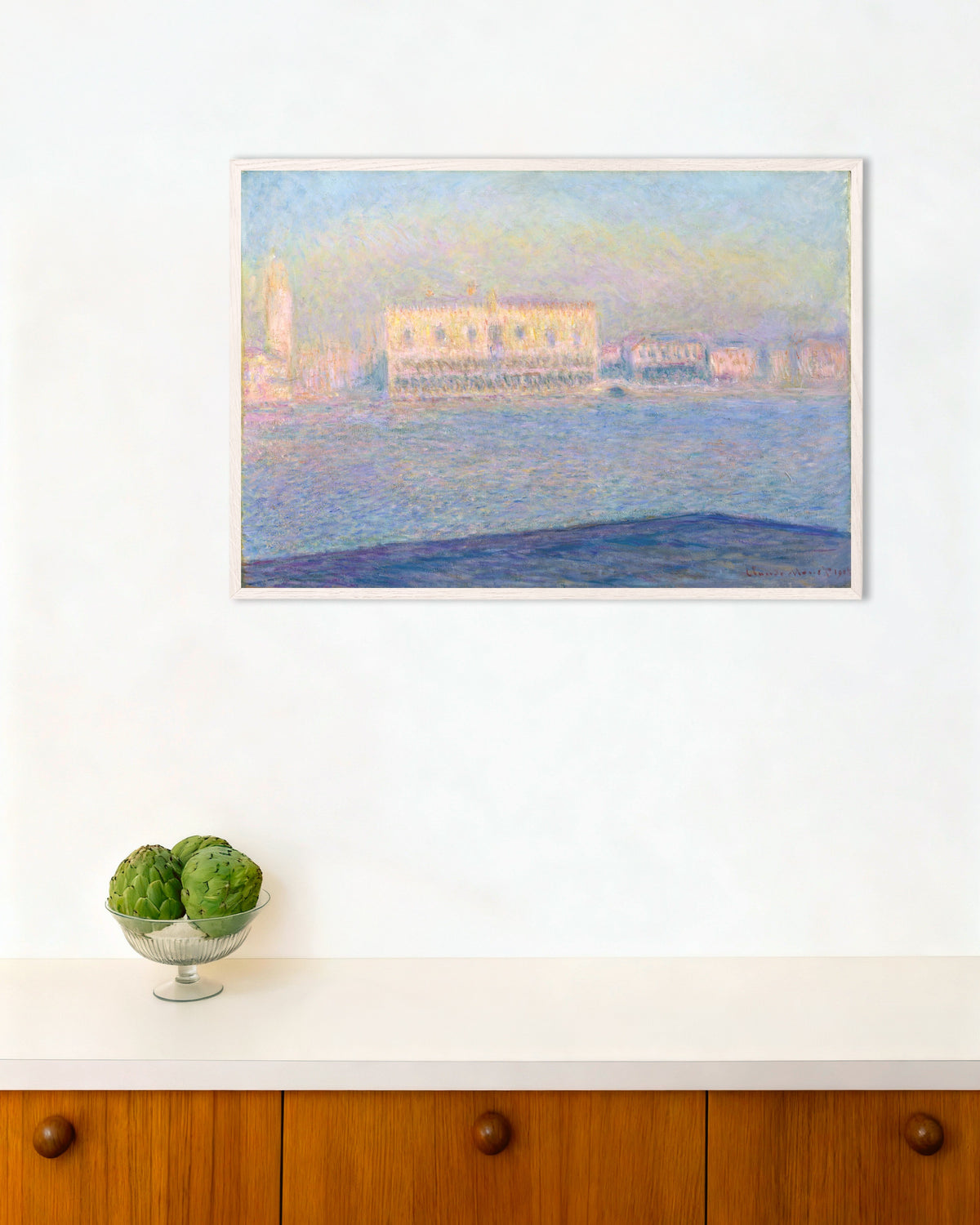 Poster Dogepalatset sett från San Giorgio Maggiore (1908) av Claude Monet med vit träram