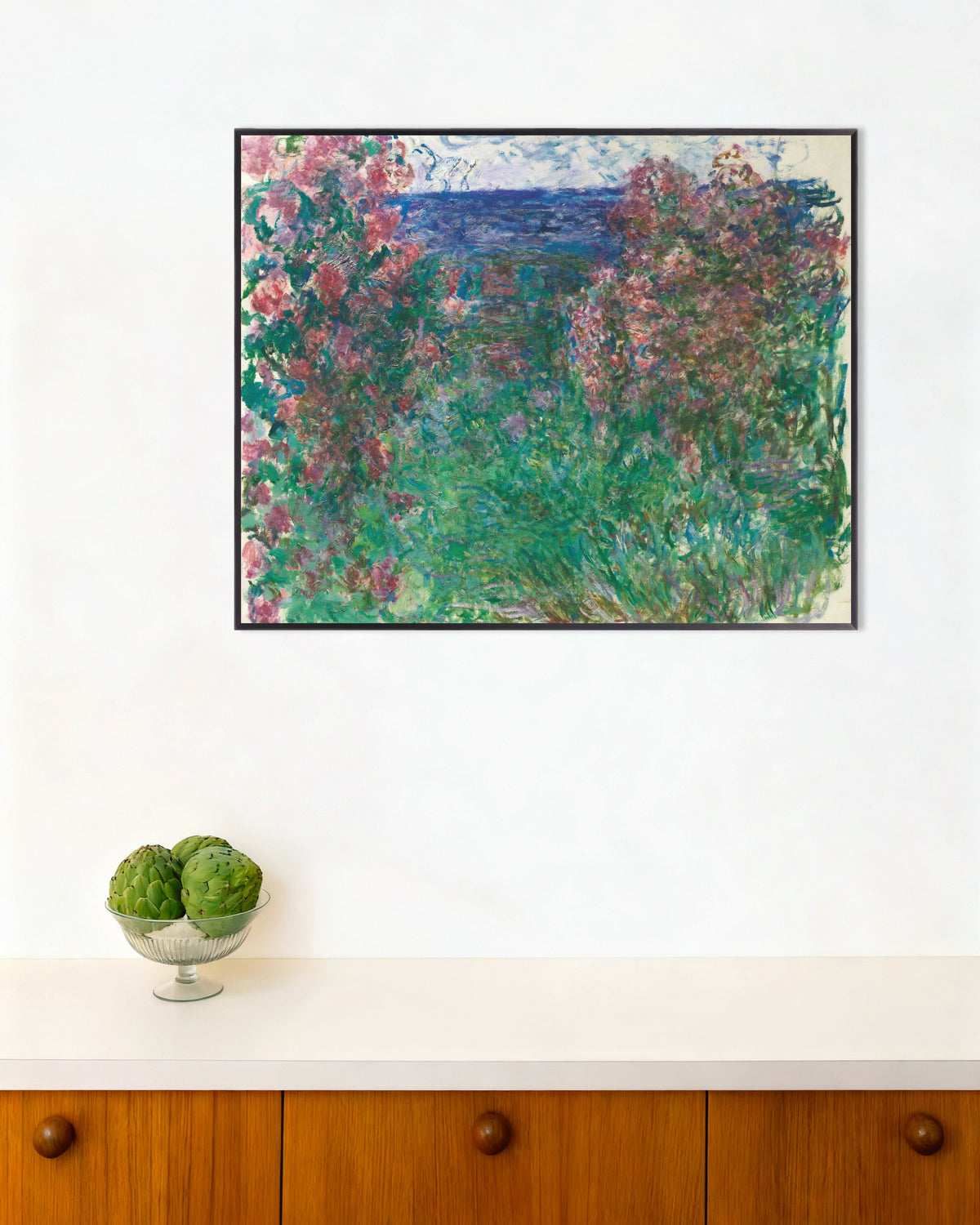 Poster Huset bland rosorna (ca 1925) av Claude Monet med metallram
