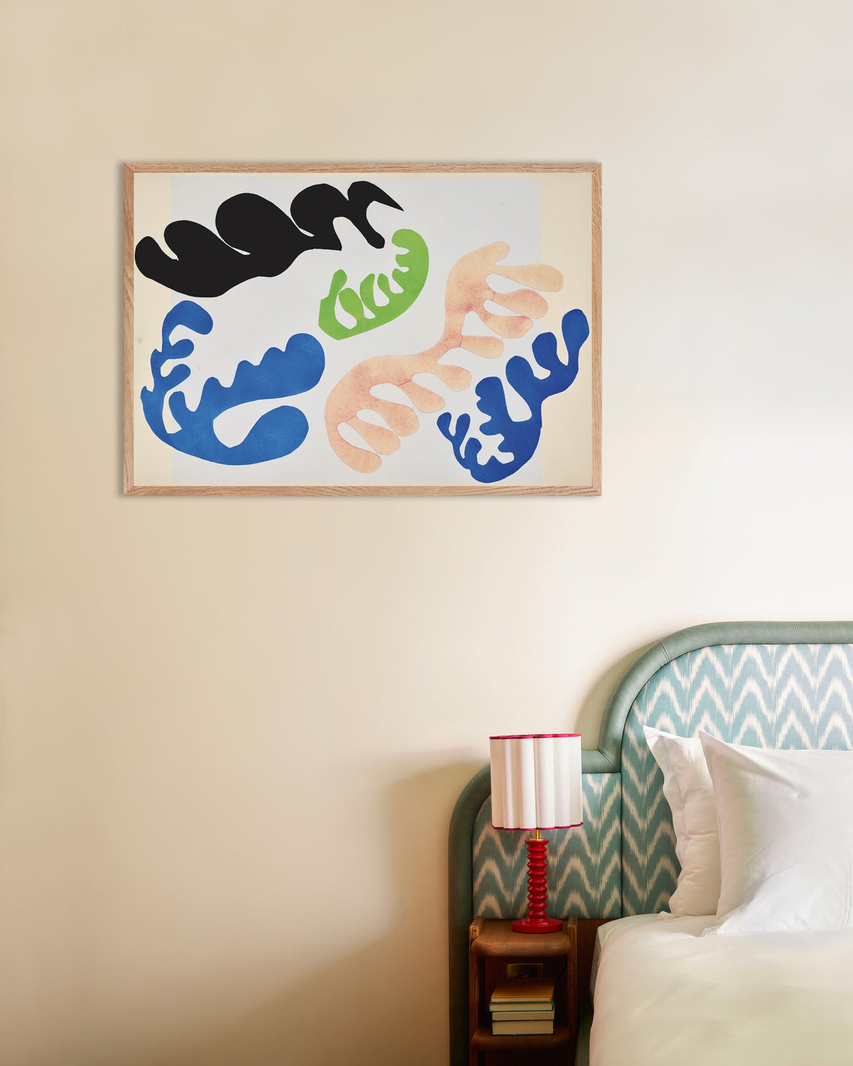 Poster av Lagunens blå och korallröda färger (Jazz, 1947) av Henri Matisse, med ram i naturträ