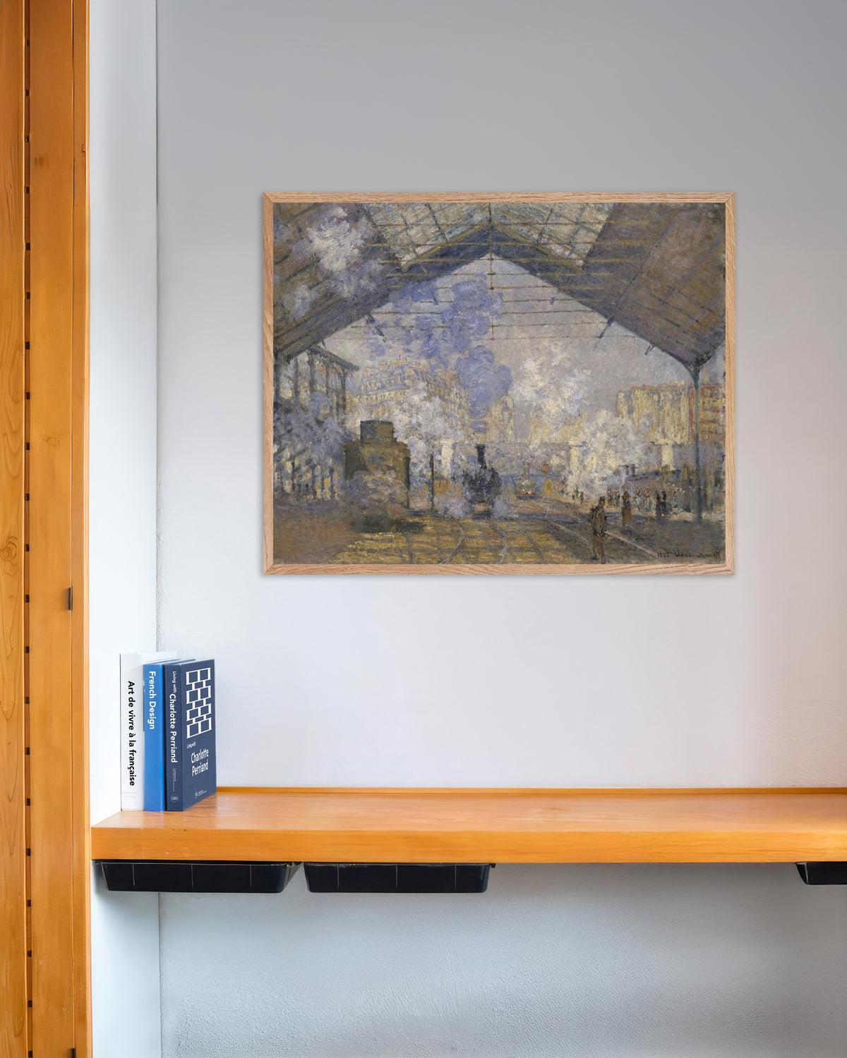 Poster Gare Saint-Lazare (1877) av Claude Monet med ram i naturträ