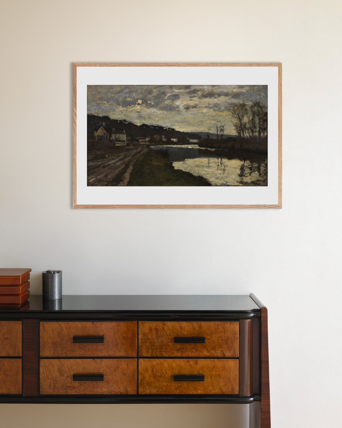 Poster Seine vid Bougival (1870) av Claude Monet med ram i naturträ