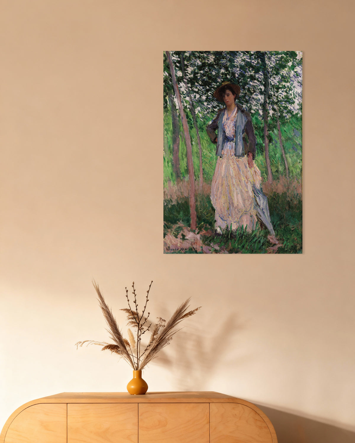 Poster Promenerande kvinna, Suzanne Hoschedé (1887) av Claude Monet