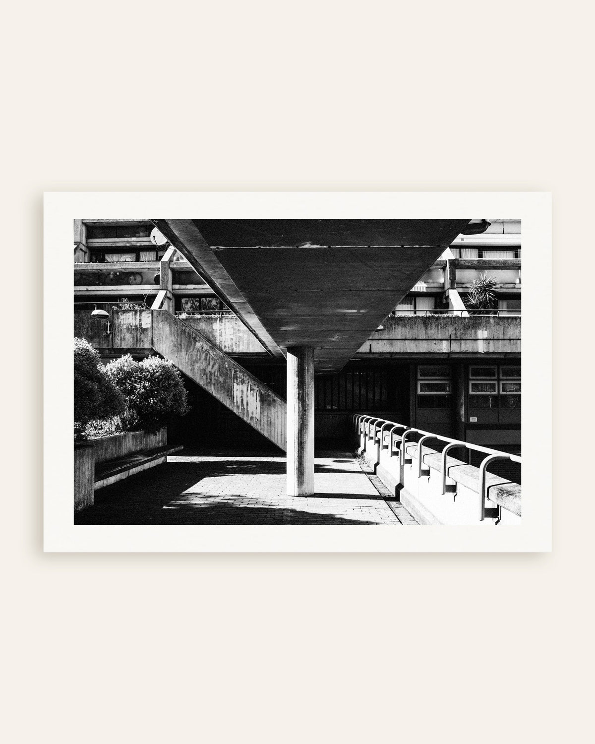Poster ”Under betonggångbron”, miniatyr