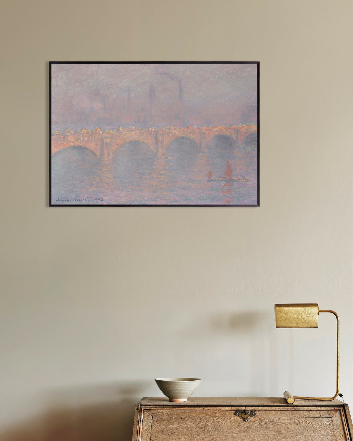 Poster Waterloo Bridge, beslöjad sol (1899–1903) av Claude Monet med metallram