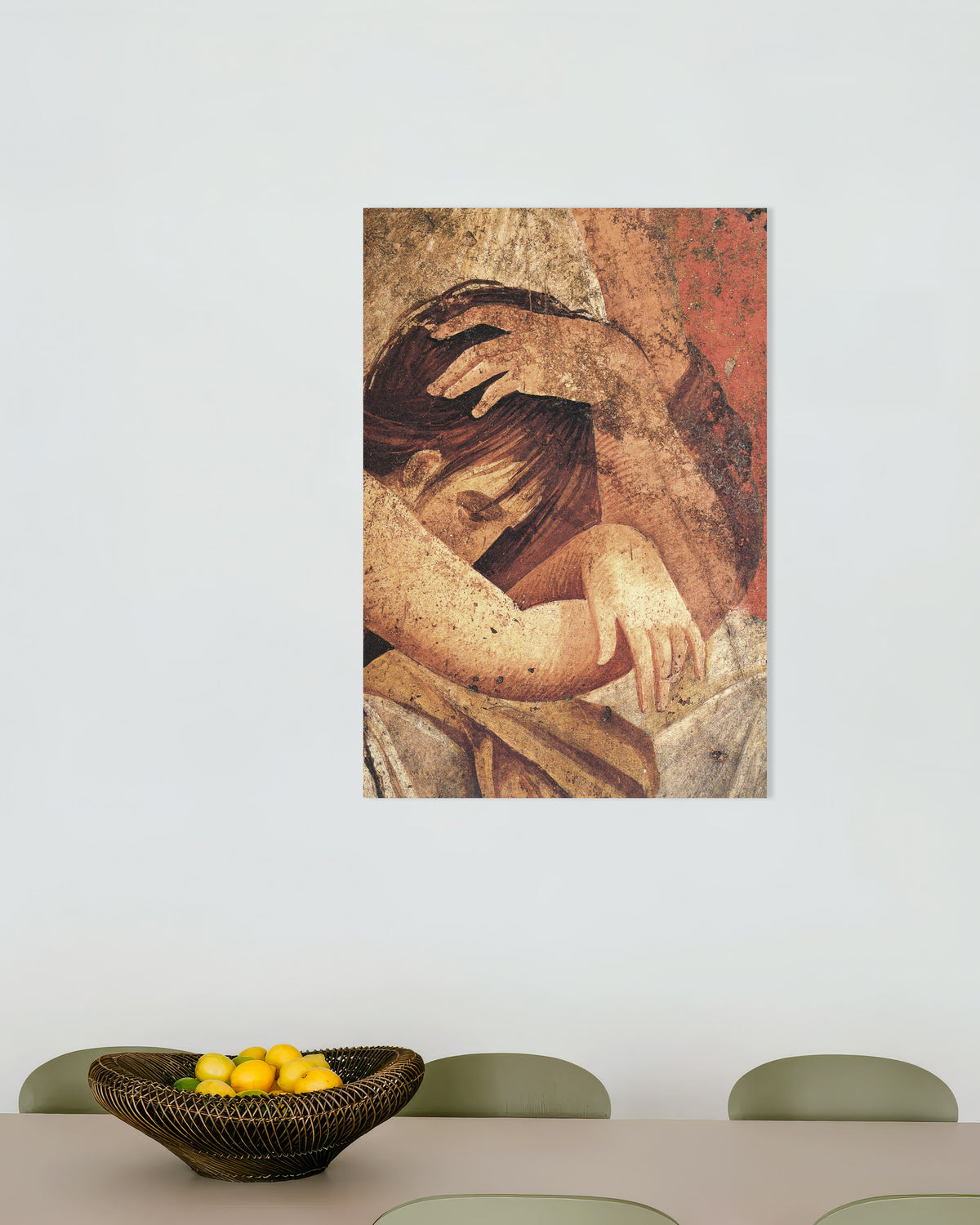 Poster med kvinna som tröstar en invigd från Mysterievillan