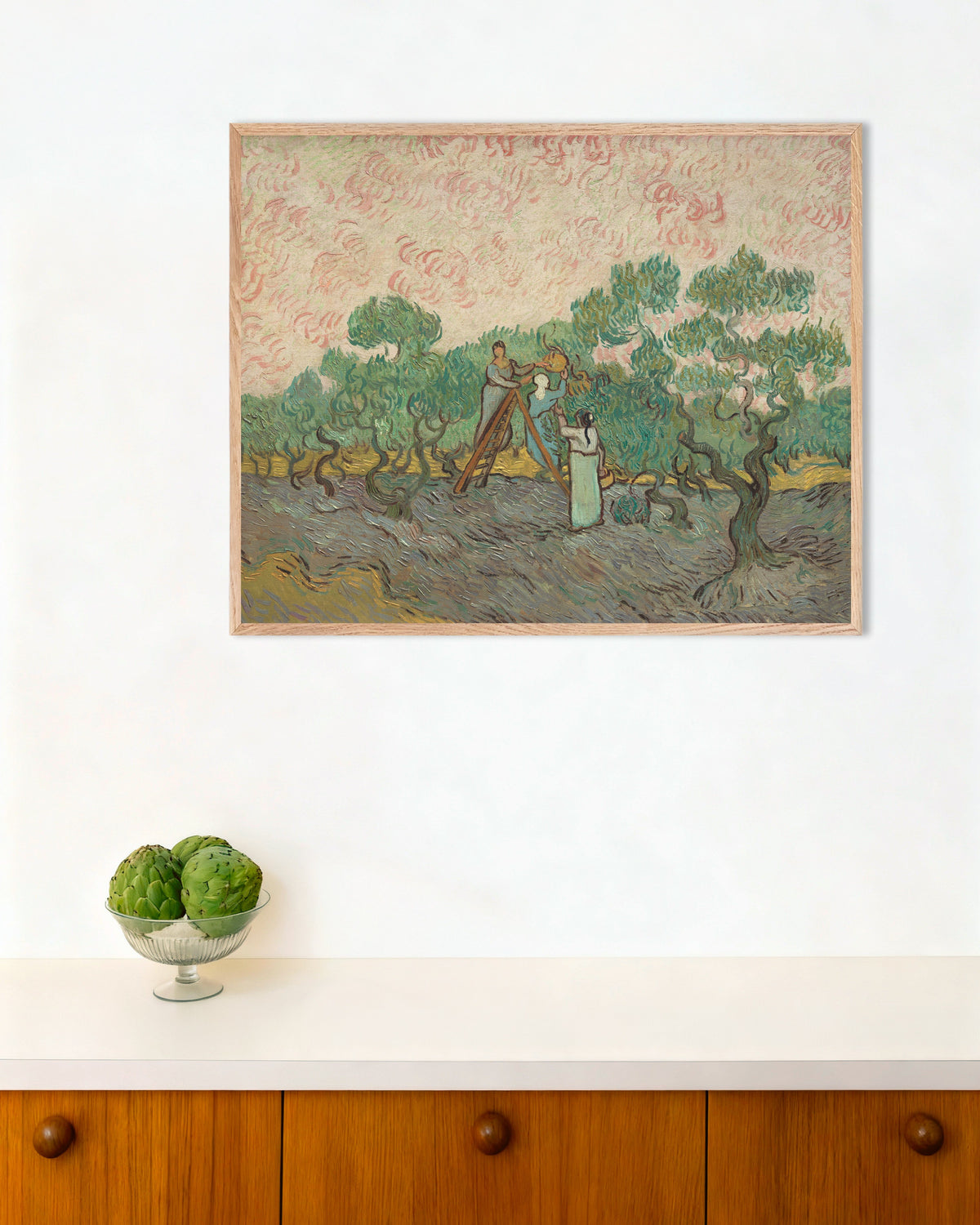 Poster med Kvinnor som plockar oliver (1889) av Vincent van Gogh, med ram i naturträ
